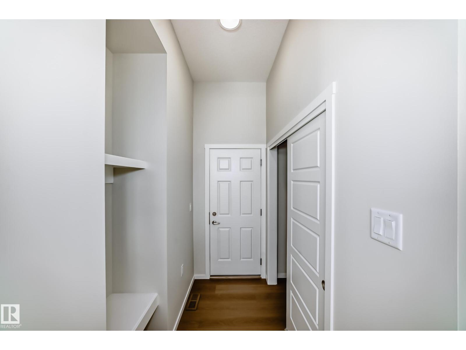 1516 206 ST NW, Edmonton