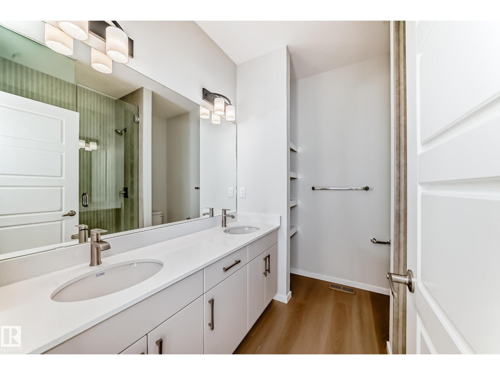 1516 206 ST NW, Edmonton