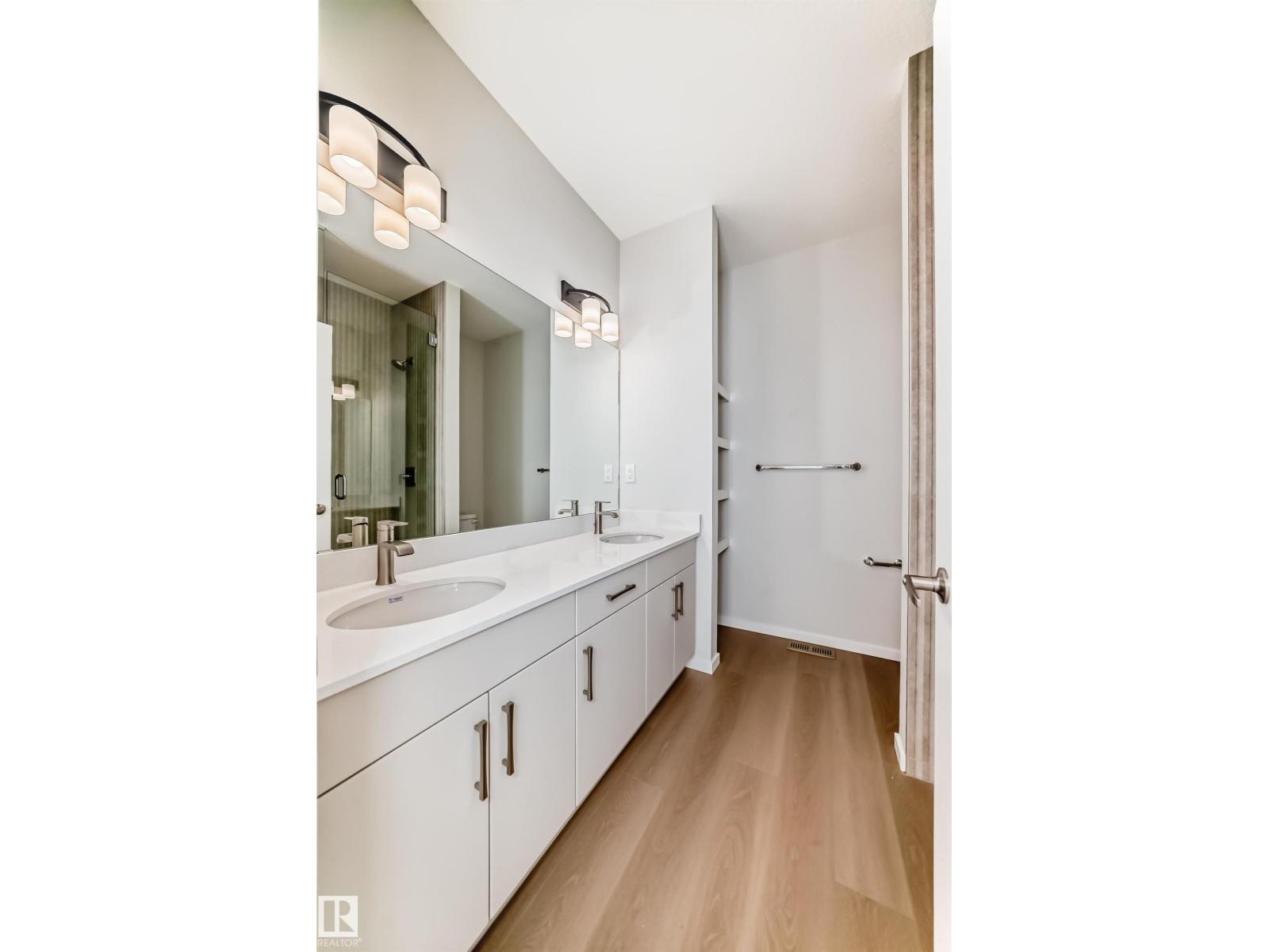 1516 206 ST NW, Edmonton