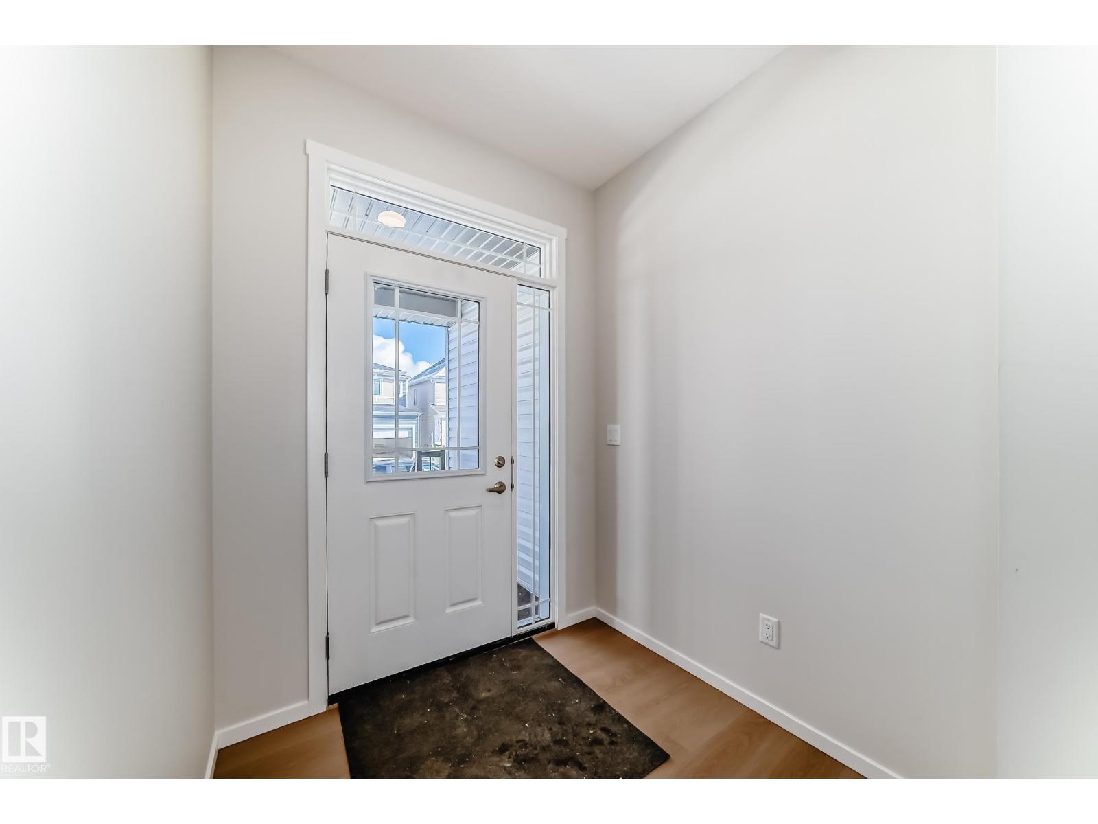 1516 206 ST NW - 4