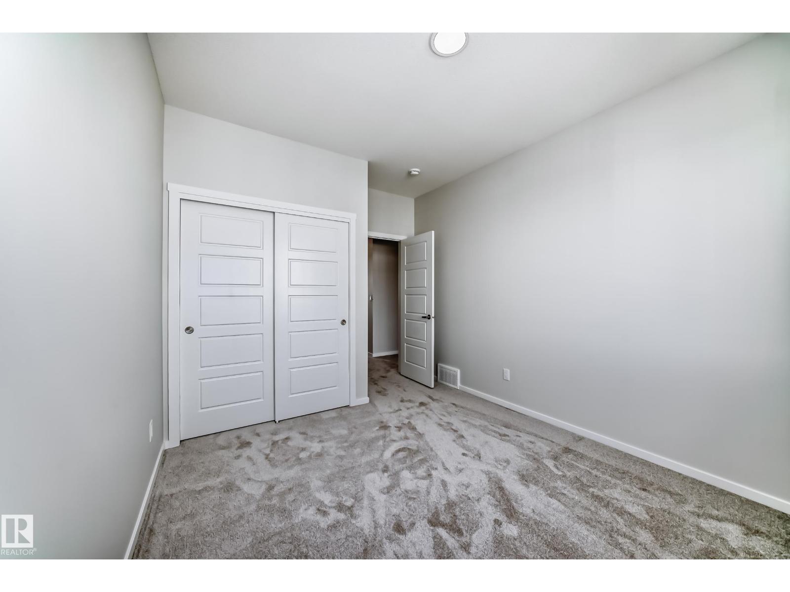 1516 206 ST NW, Edmonton