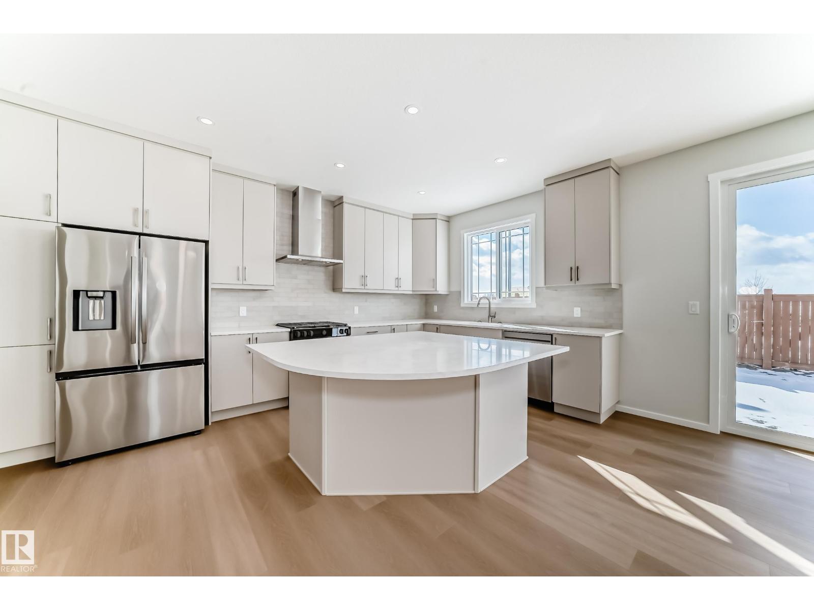 1516 206 ST NW, Edmonton