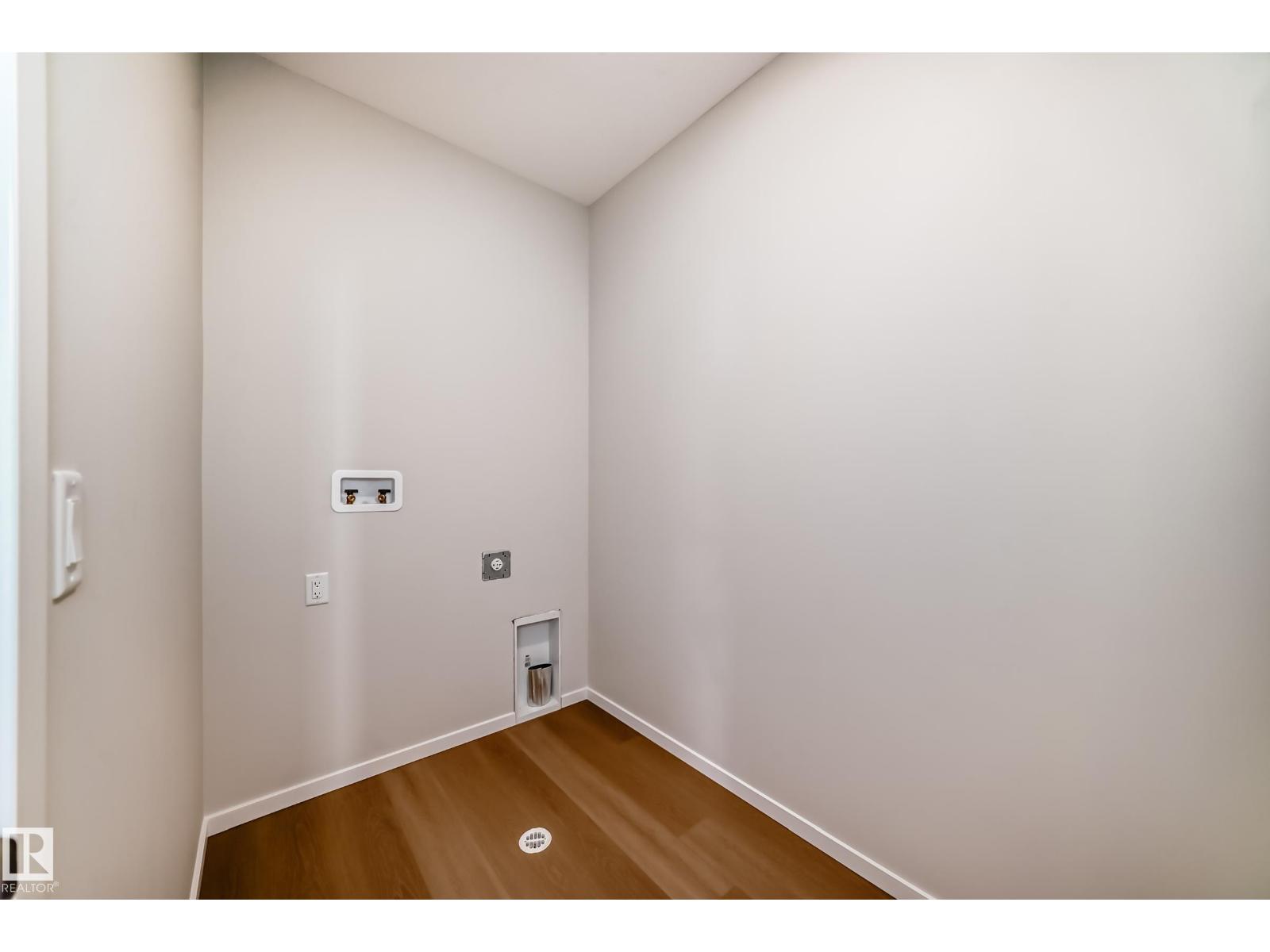 1516 206 ST NW, Edmonton