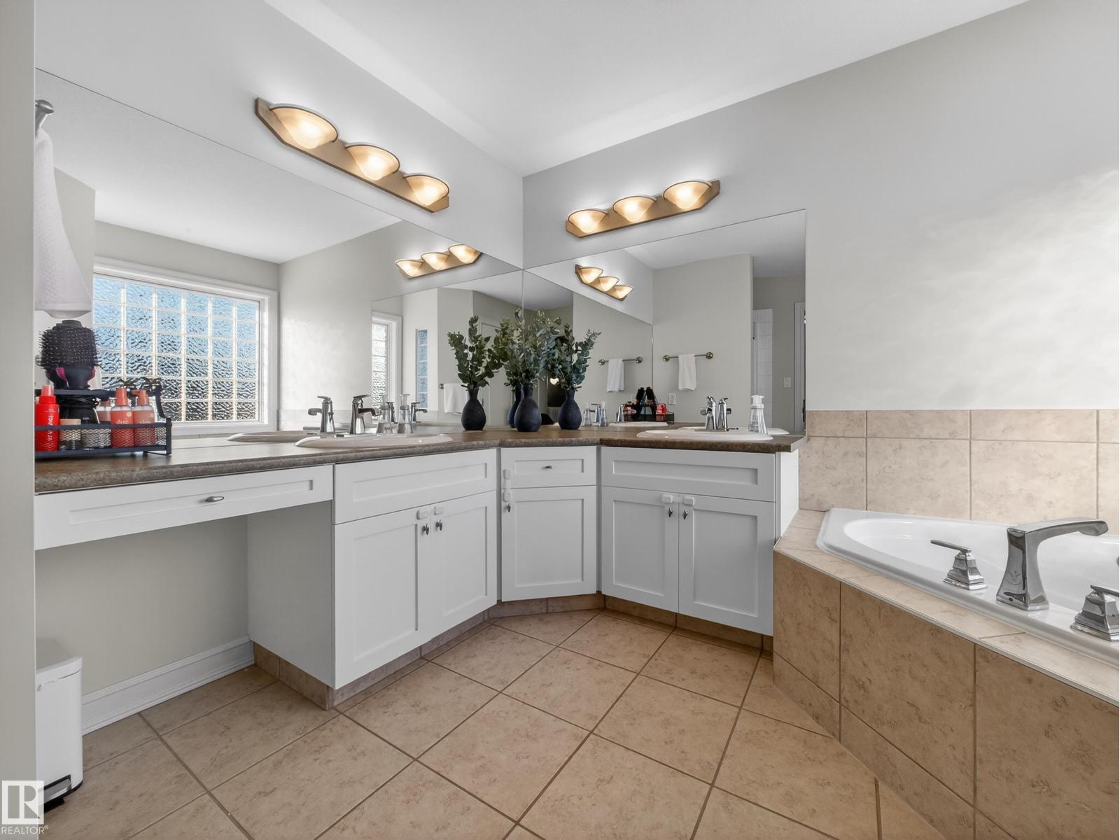 30 NOTTINGHAM BA, Sherwood Park