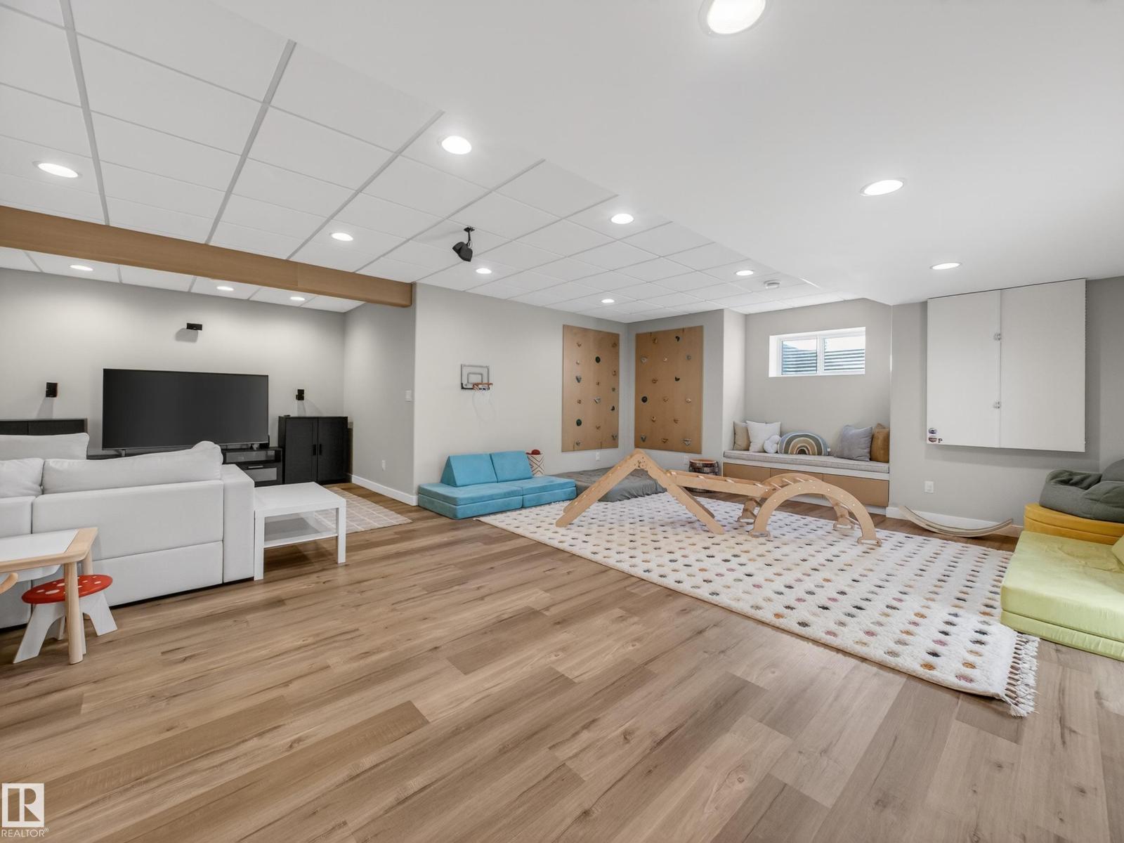 30 NOTTINGHAM BA, Sherwood Park