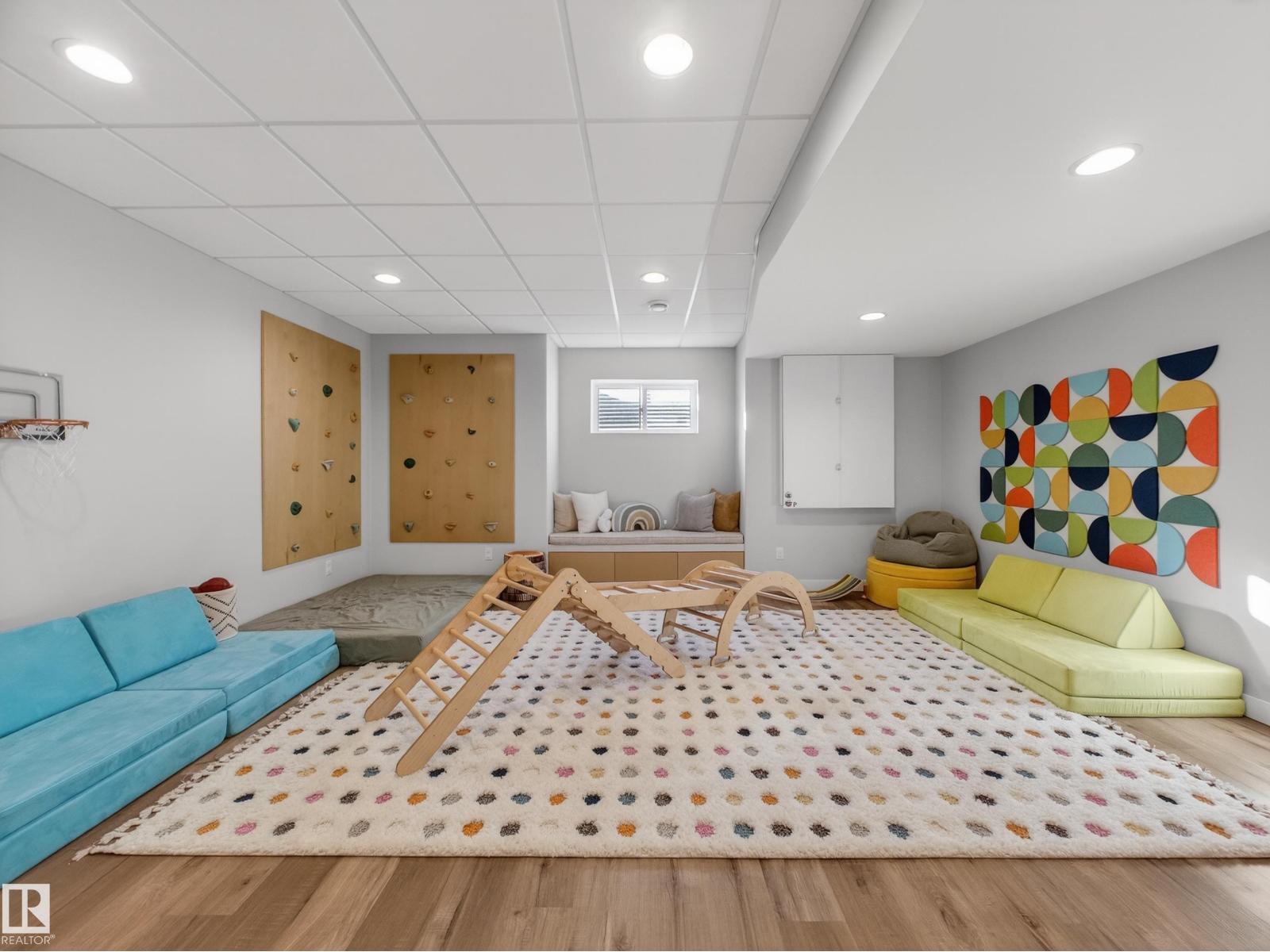 30 NOTTINGHAM BA, Sherwood Park