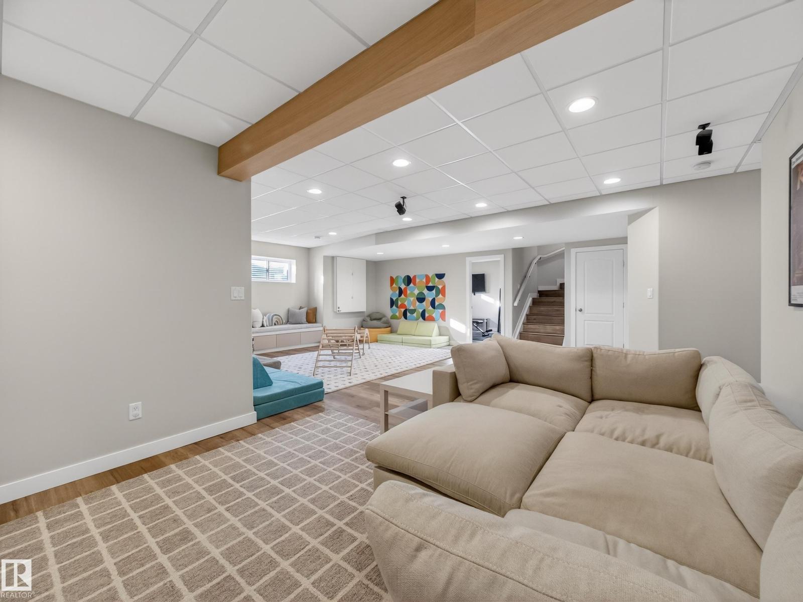 30 NOTTINGHAM BA, Sherwood Park