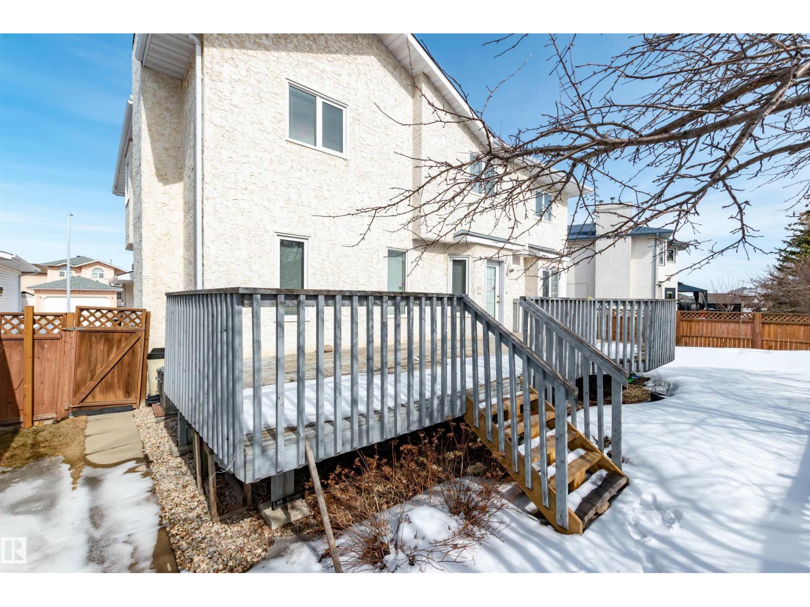 5735 161 AV NW, Edmonton