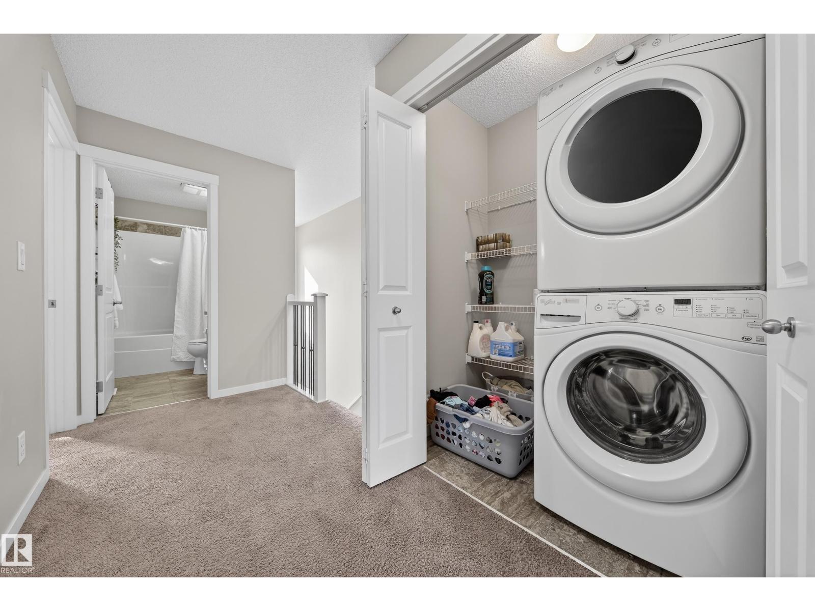 2118 52A ST SW, Edmonton