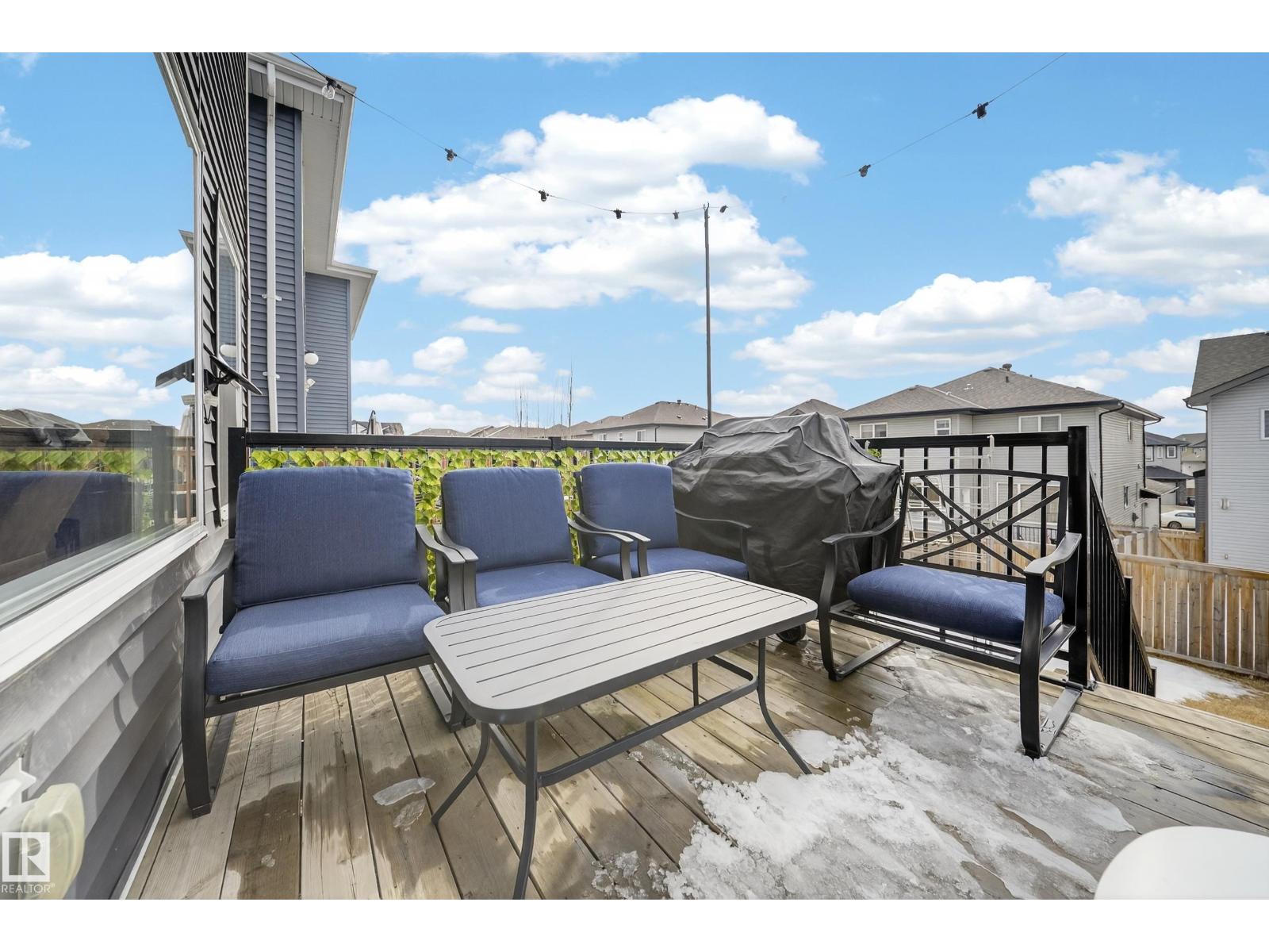 2118 52A ST SW, Edmonton