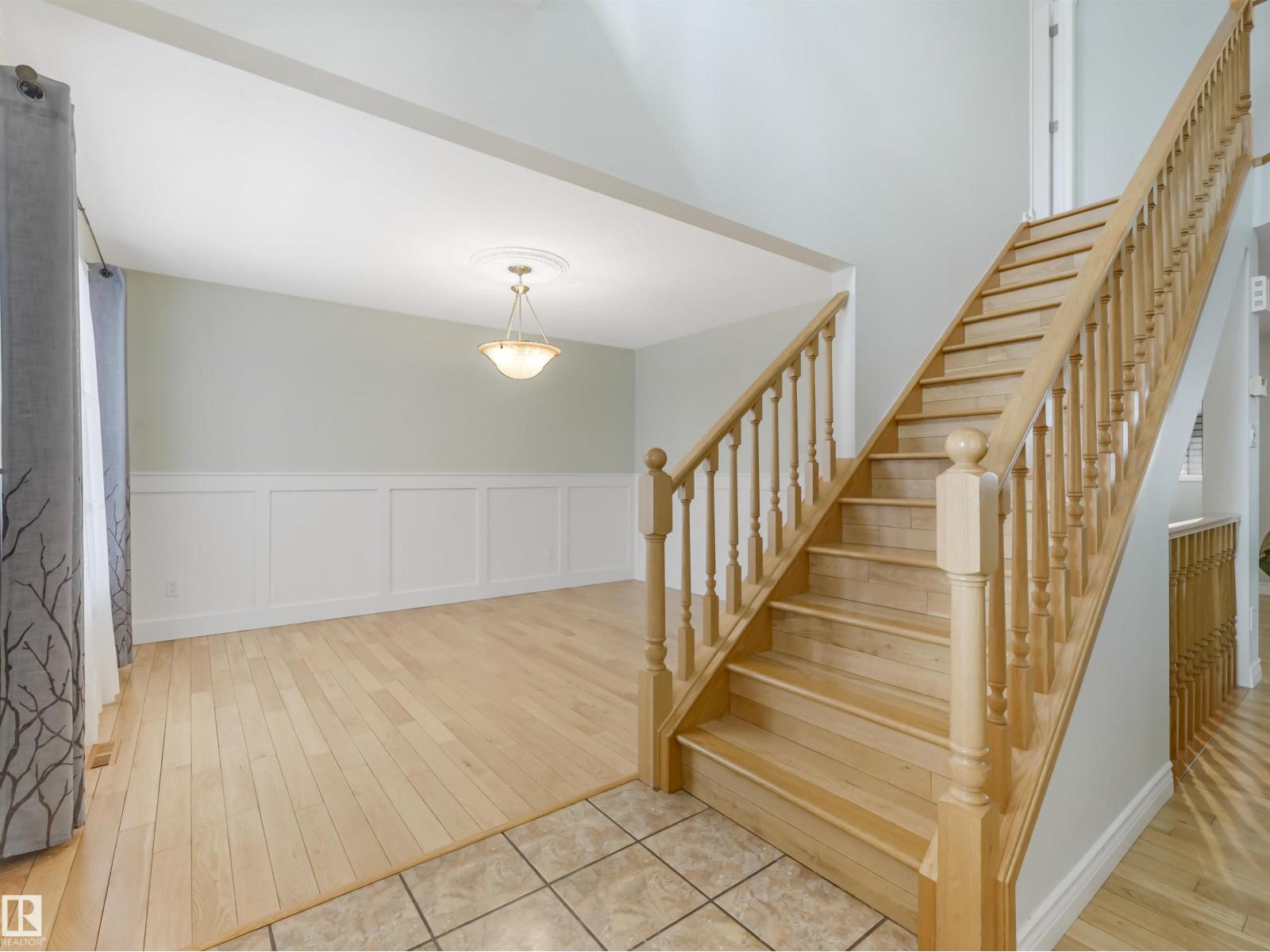 1885 TOMLINSON WY NW, Edmonton