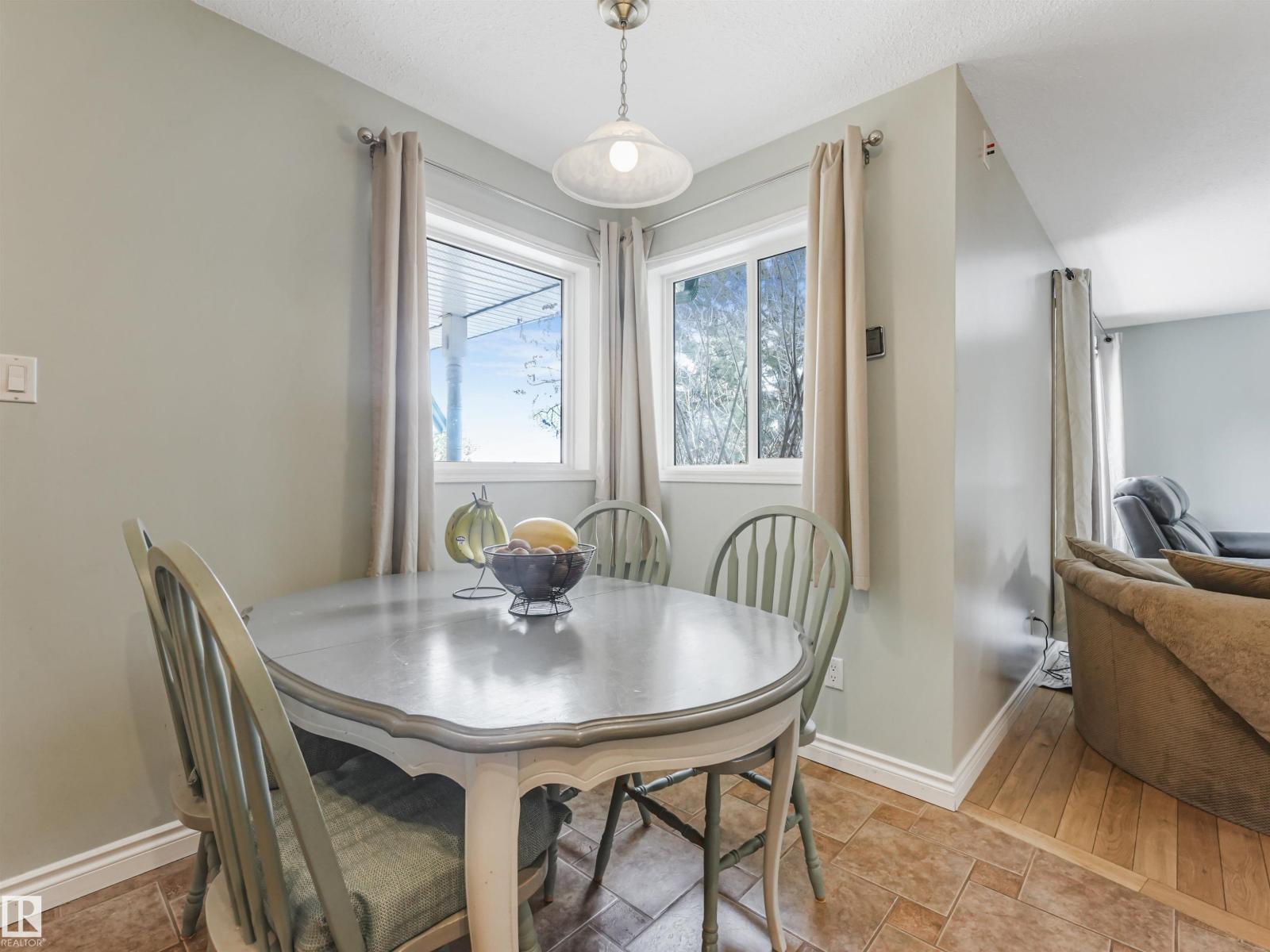 1885 TOMLINSON WY NW, Edmonton