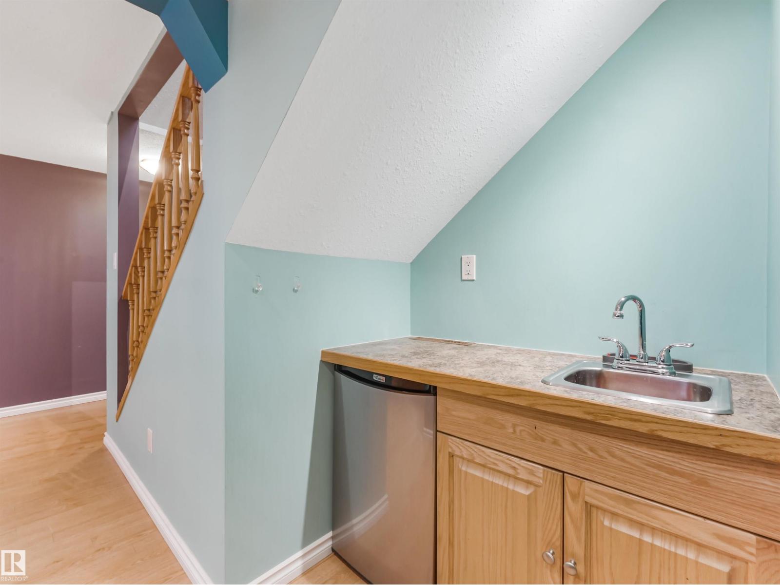 1885 TOMLINSON WY NW, Edmonton