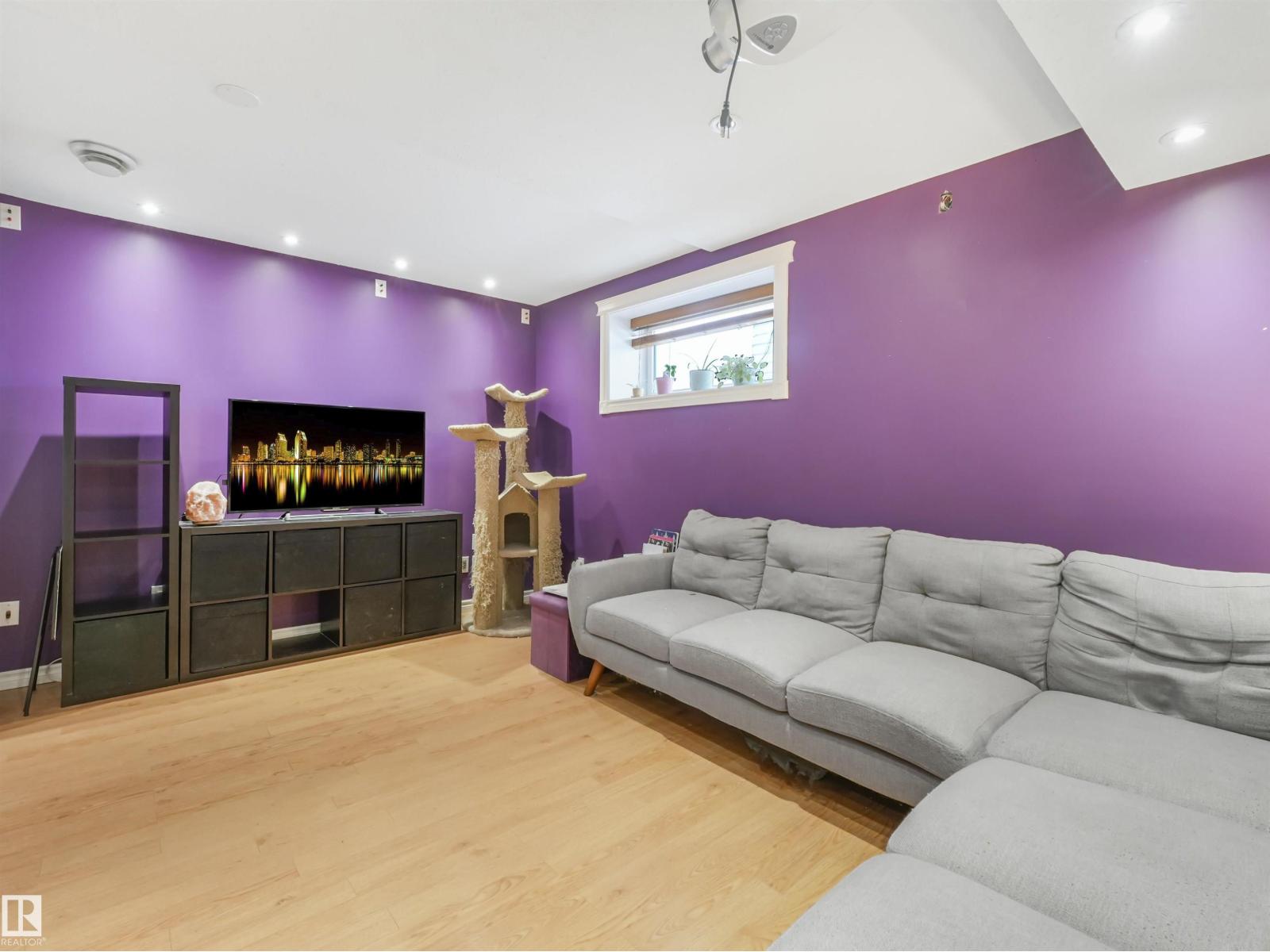 1885 TOMLINSON WY NW, Edmonton