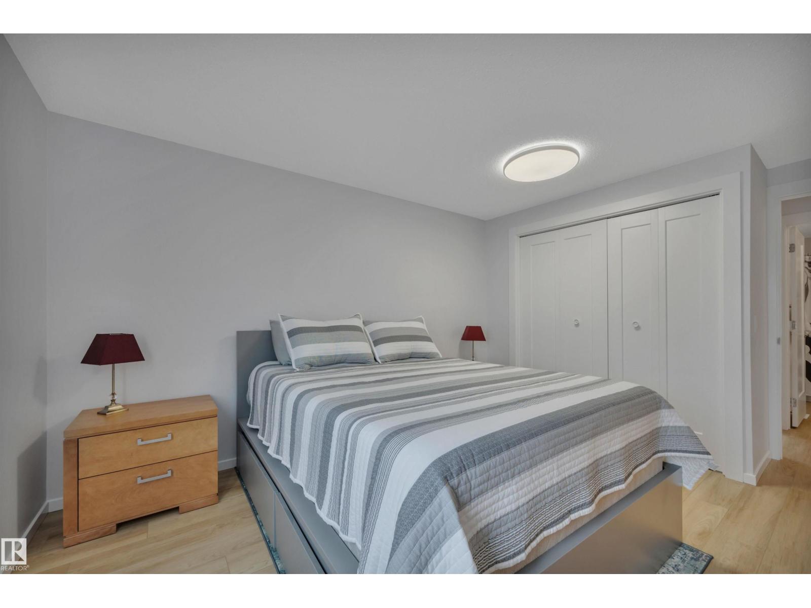 585 KNOTTWOOD RD W NW, Edmonton