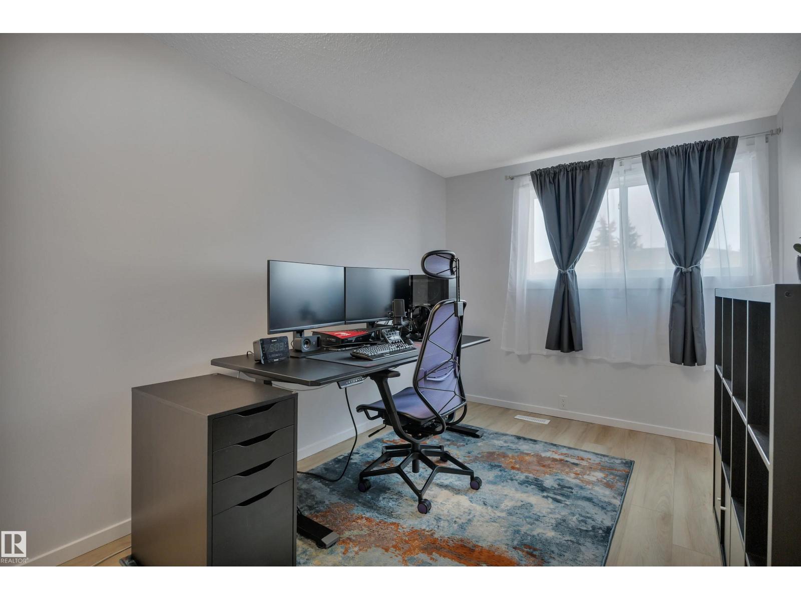 585 KNOTTWOOD RD W NW, Edmonton