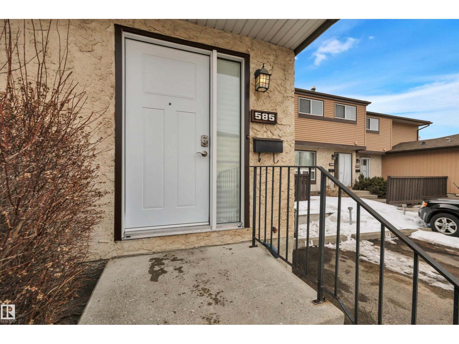 585 KNOTTWOOD RD W NW, Edmonton