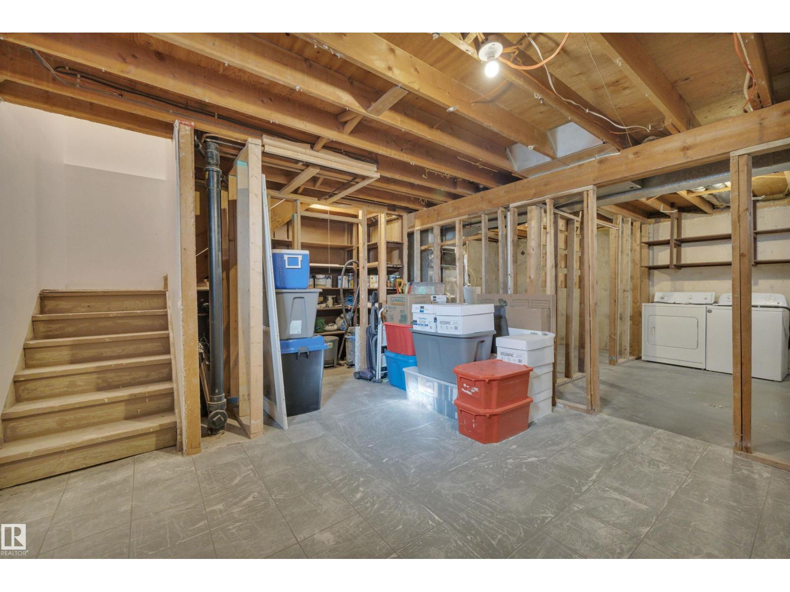 585 KNOTTWOOD RD W NW, Edmonton