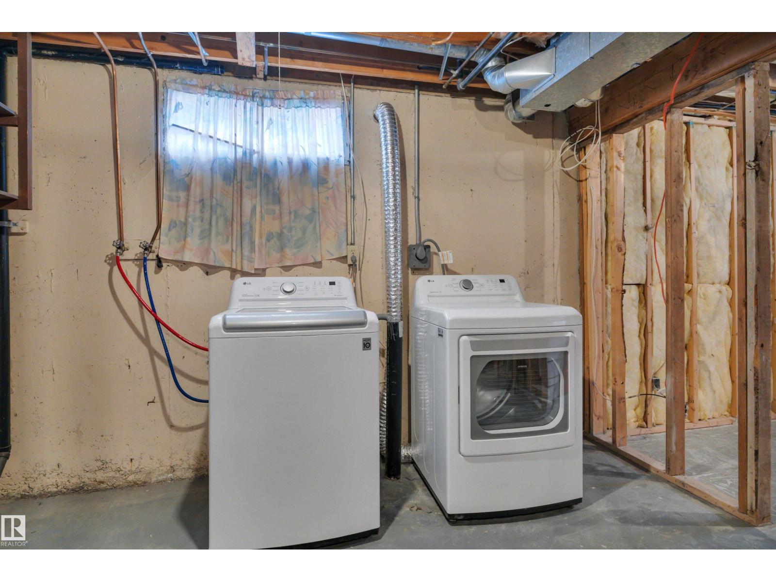 585 KNOTTWOOD RD W NW, Edmonton