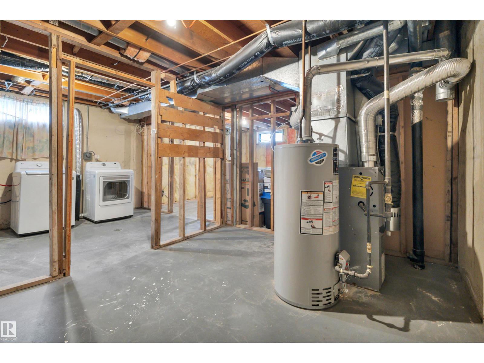 585 KNOTTWOOD RD W NW, Edmonton