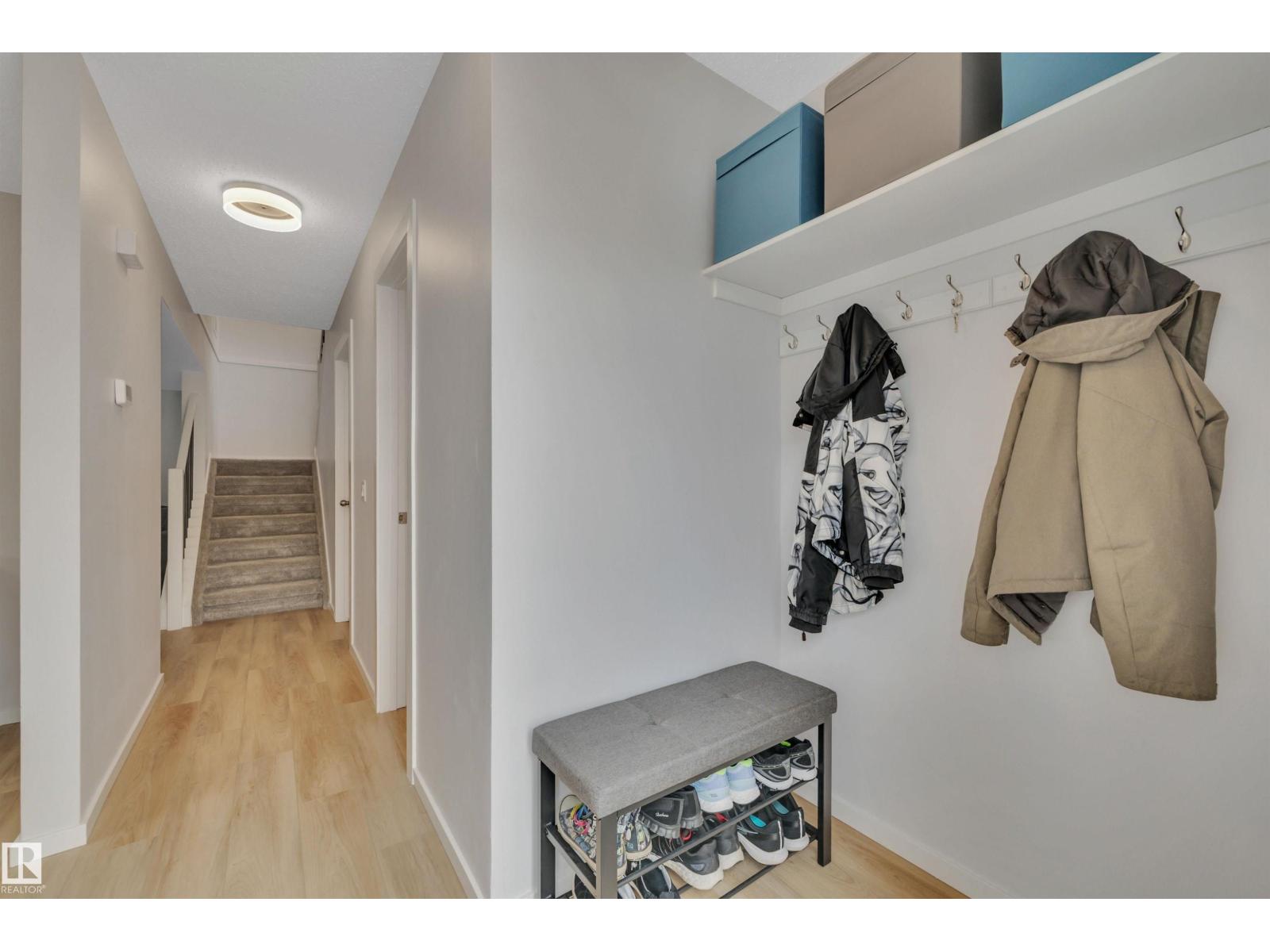 585 KNOTTWOOD RD W NW, Edmonton