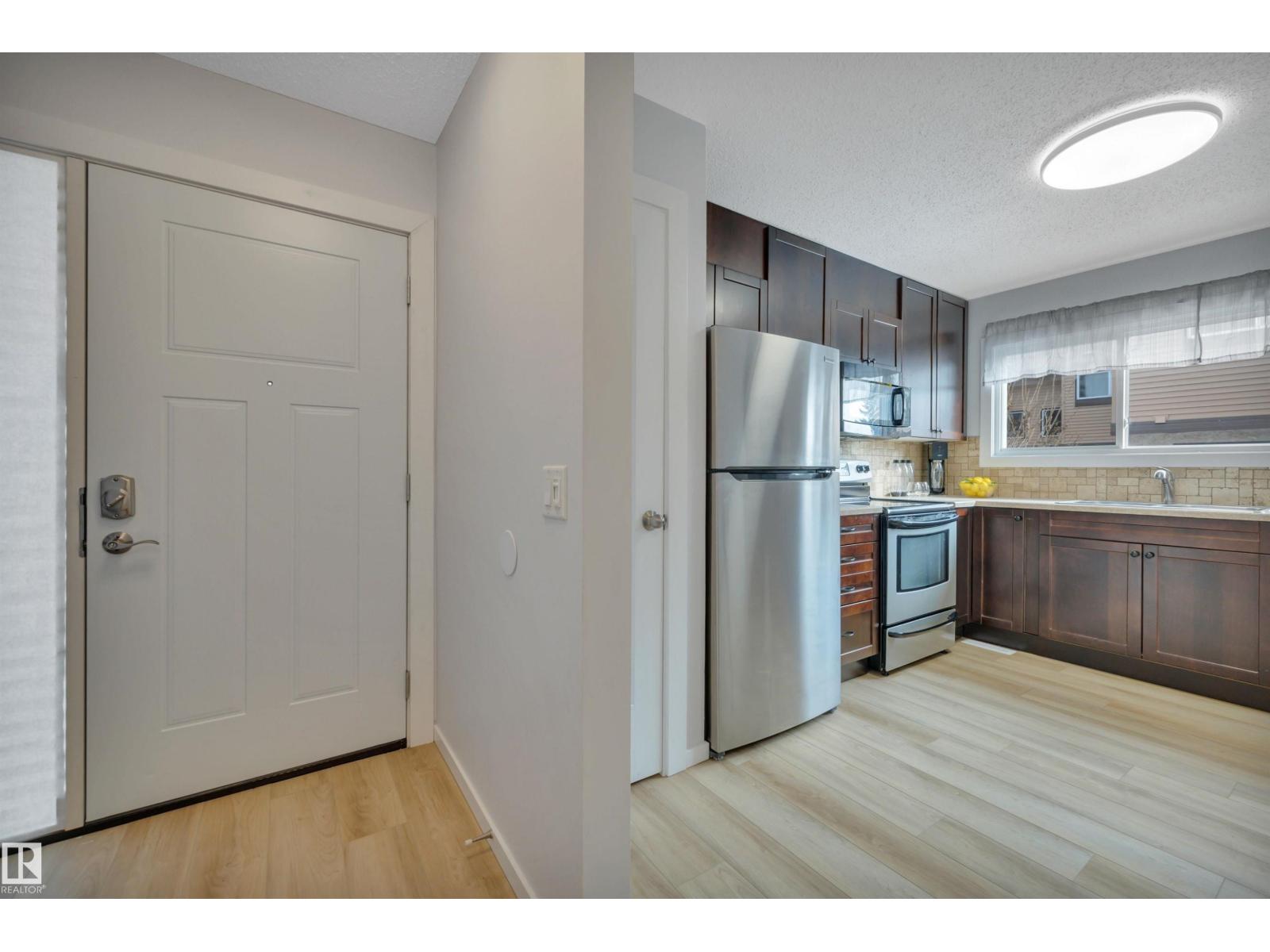 585 KNOTTWOOD RD W NW, Edmonton