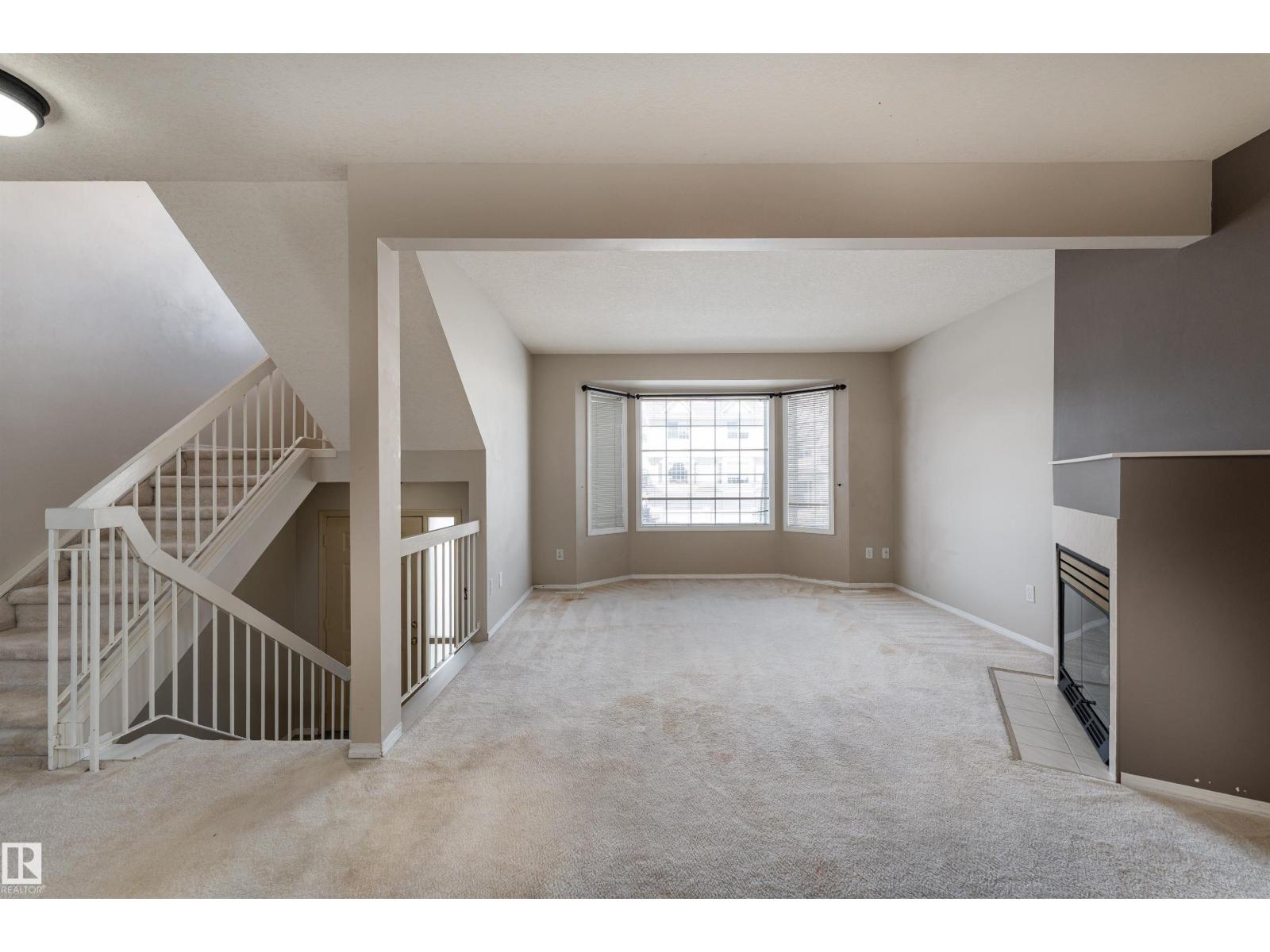 #3 9703 174 ST NW, Edmonton