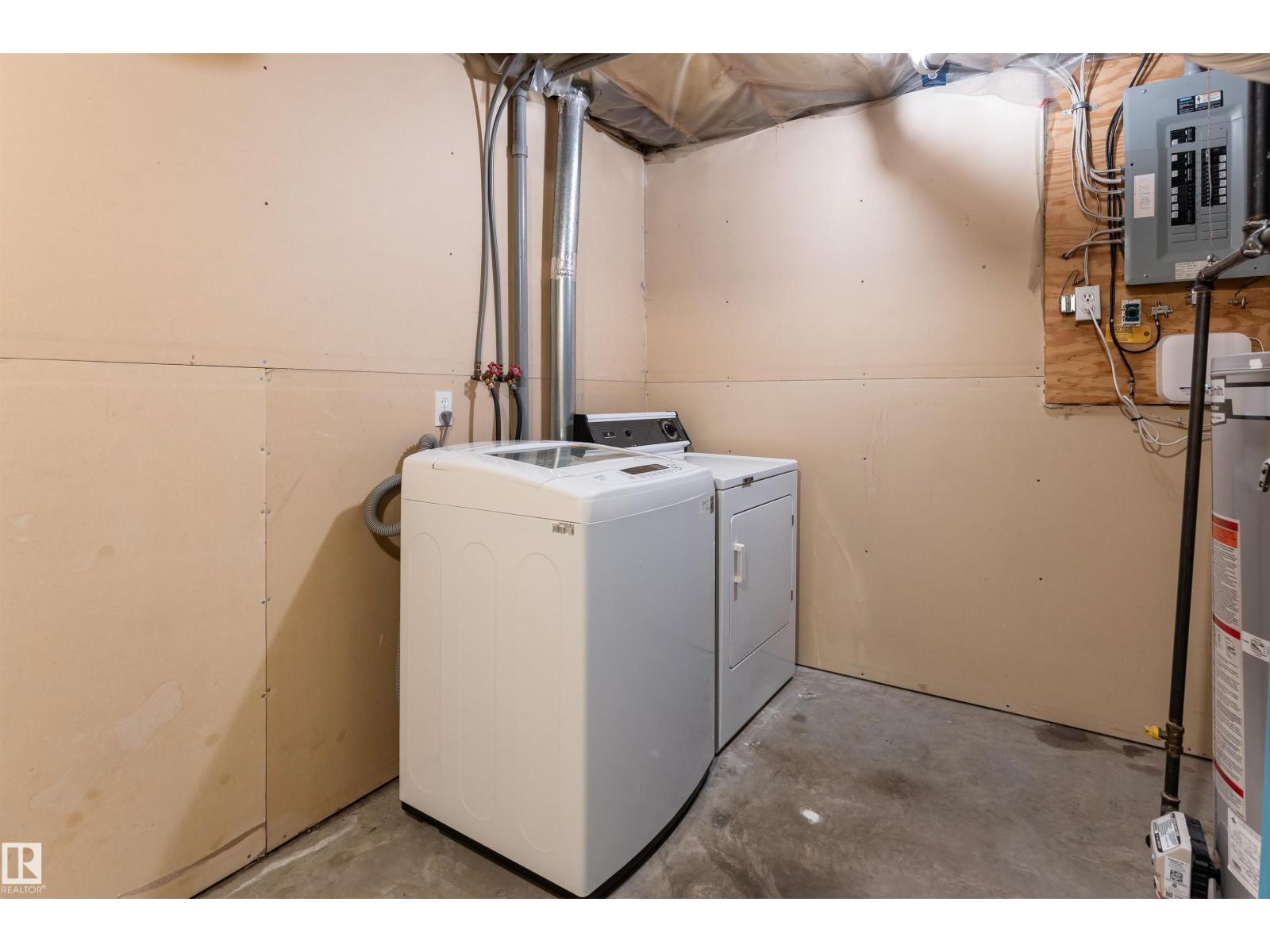 #3 9703 174 ST NW, Edmonton