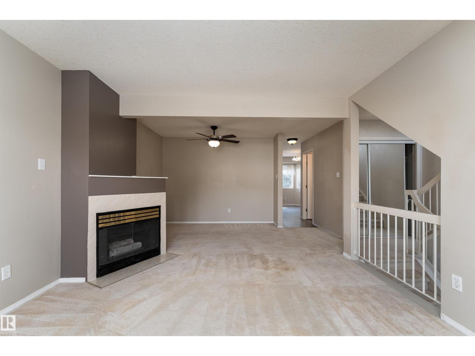 #3 9703 174 ST NW, Edmonton