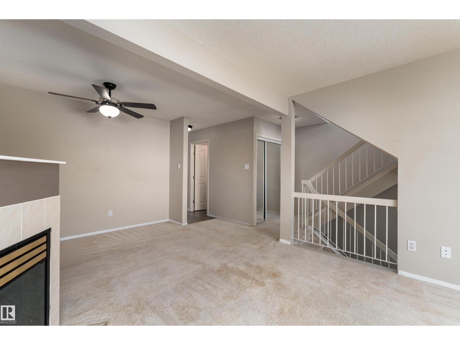 #3 9703 174 ST NW, Edmonton