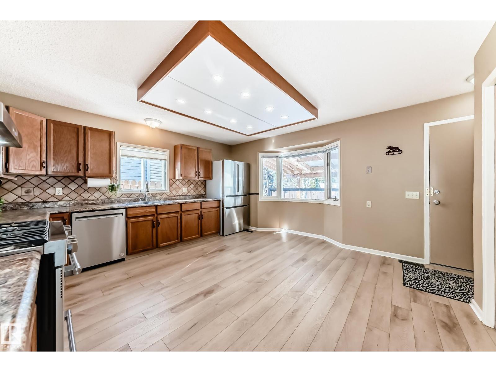 4224 30 ST NW, Edmonton