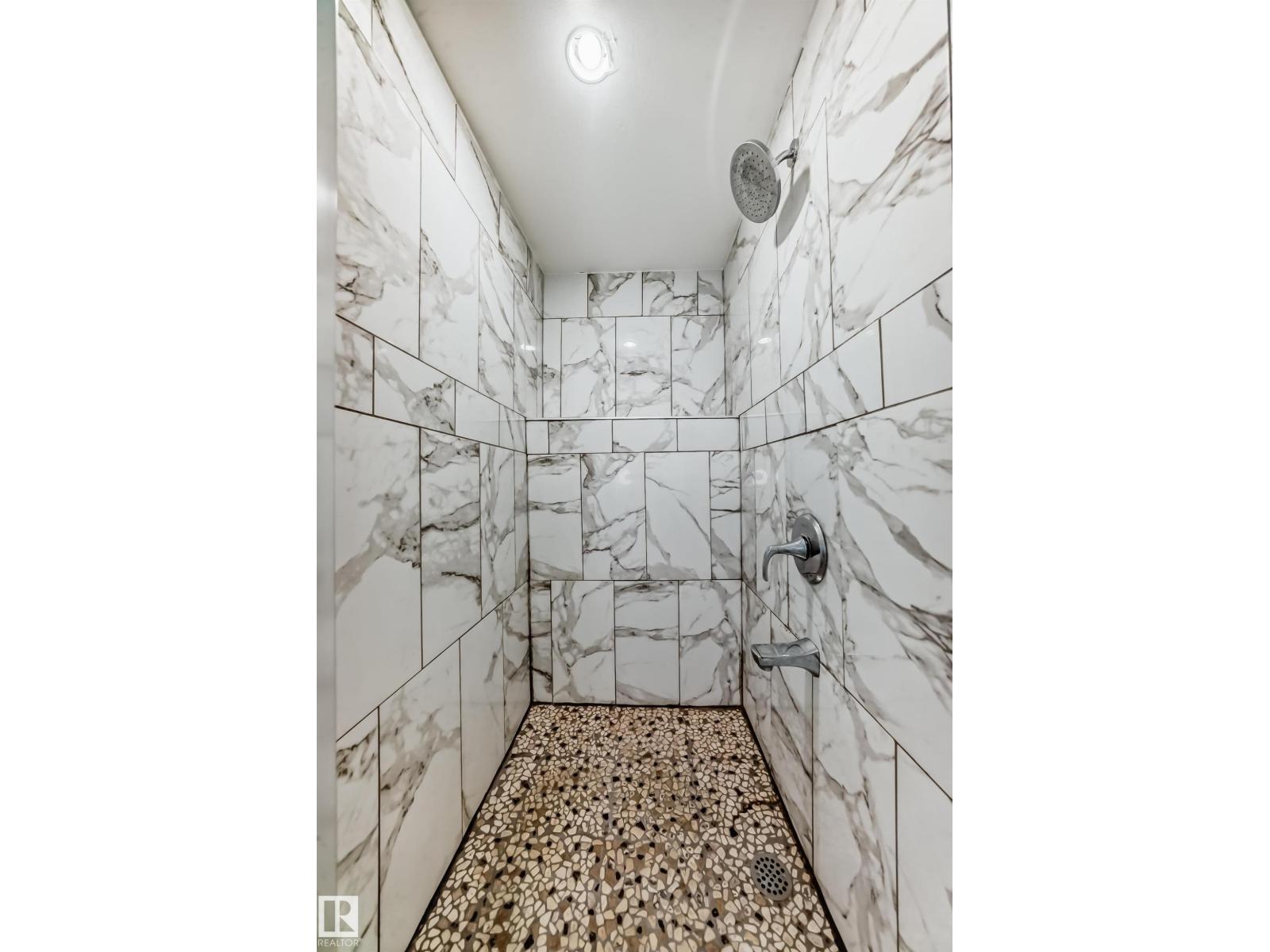 4224 30 ST NW, Edmonton