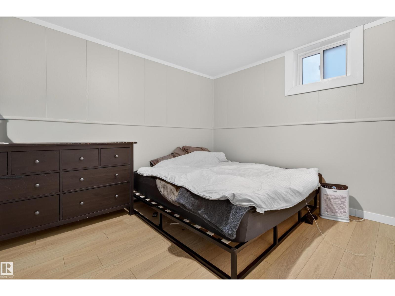 16 MURAL CR, St. Albert