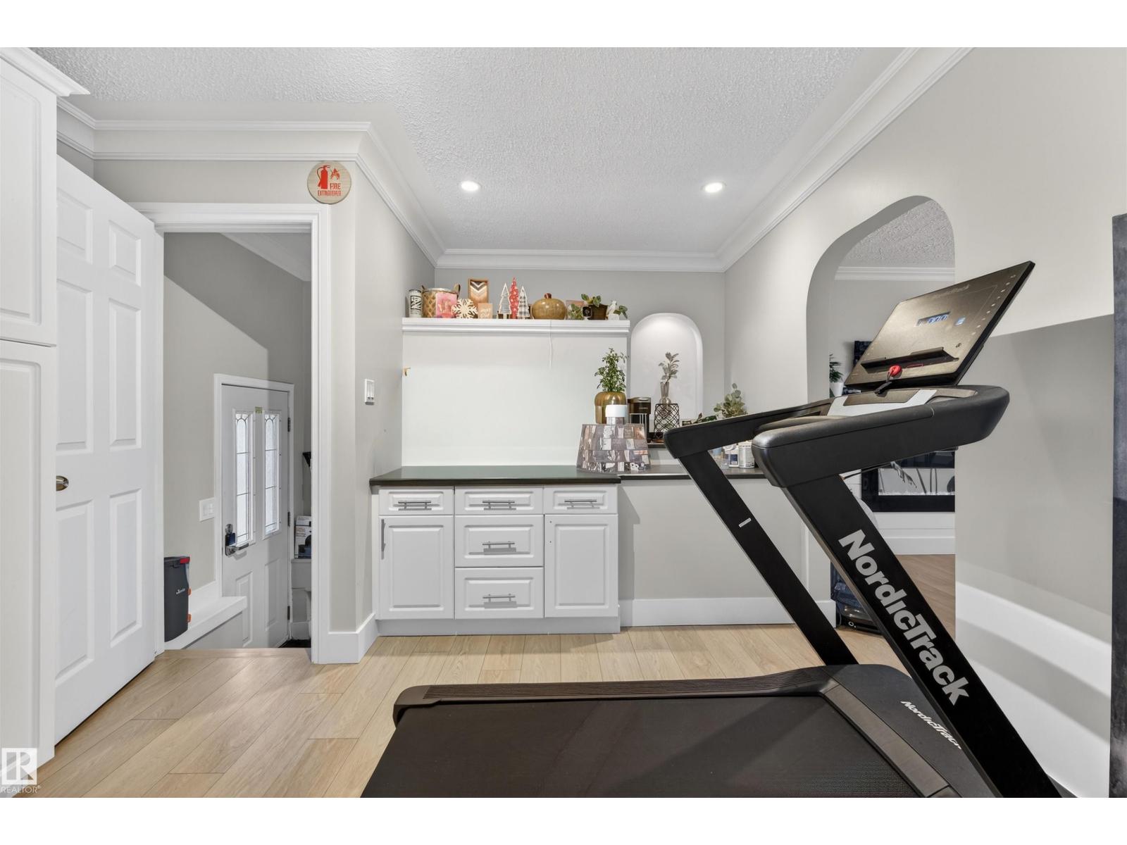 16 MURAL CR, St. Albert