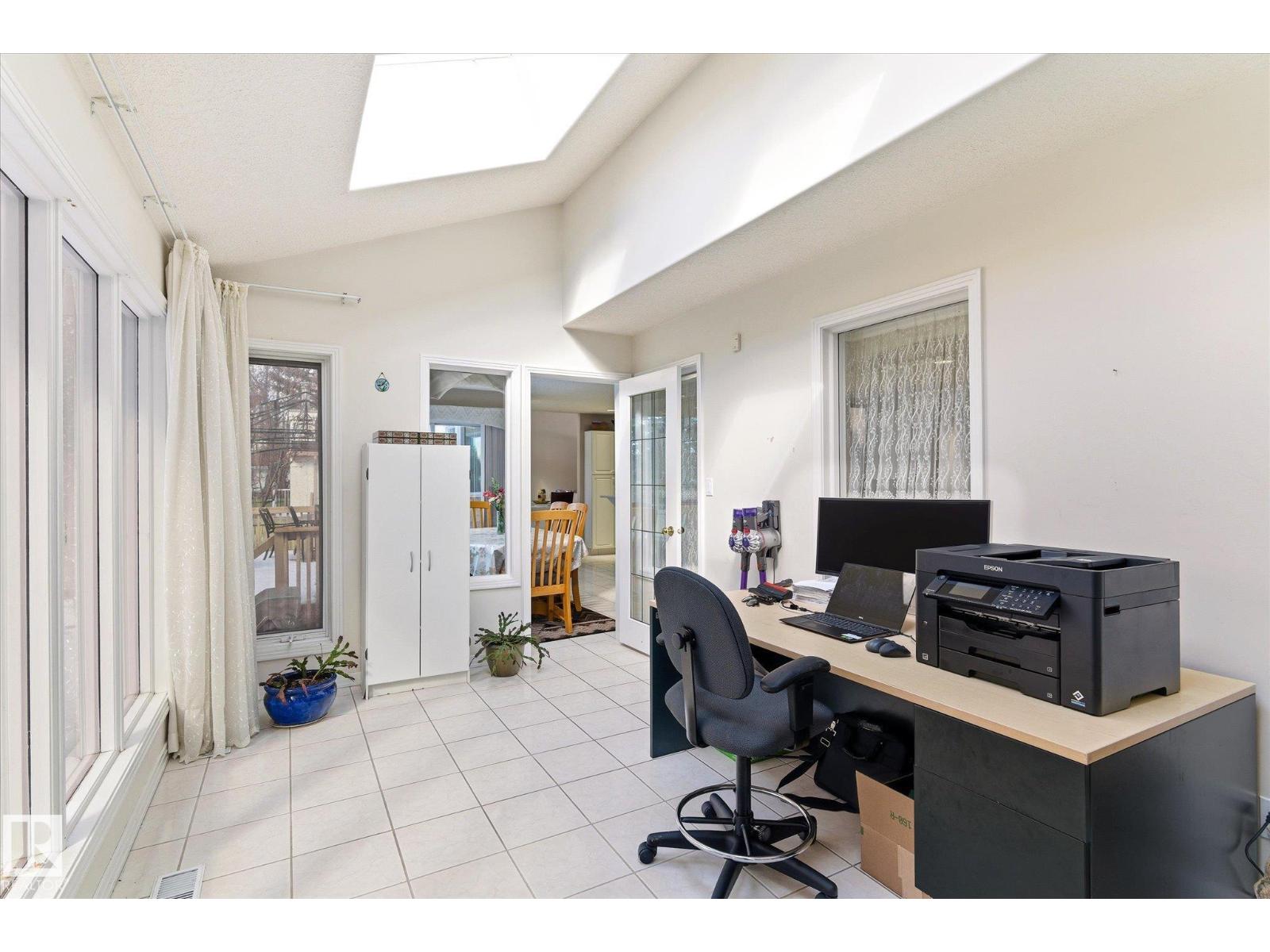 128 WEAVER DR NW, Edmonton