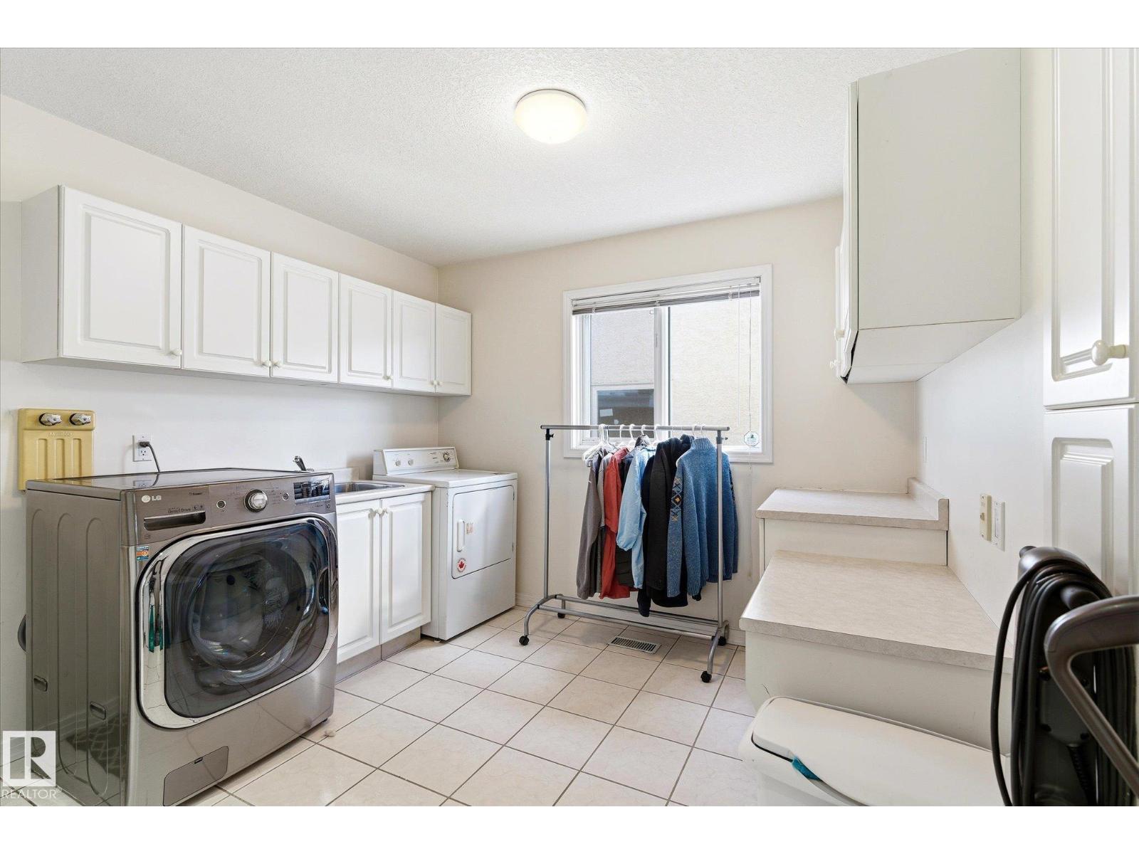 128 WEAVER DR NW, Edmonton