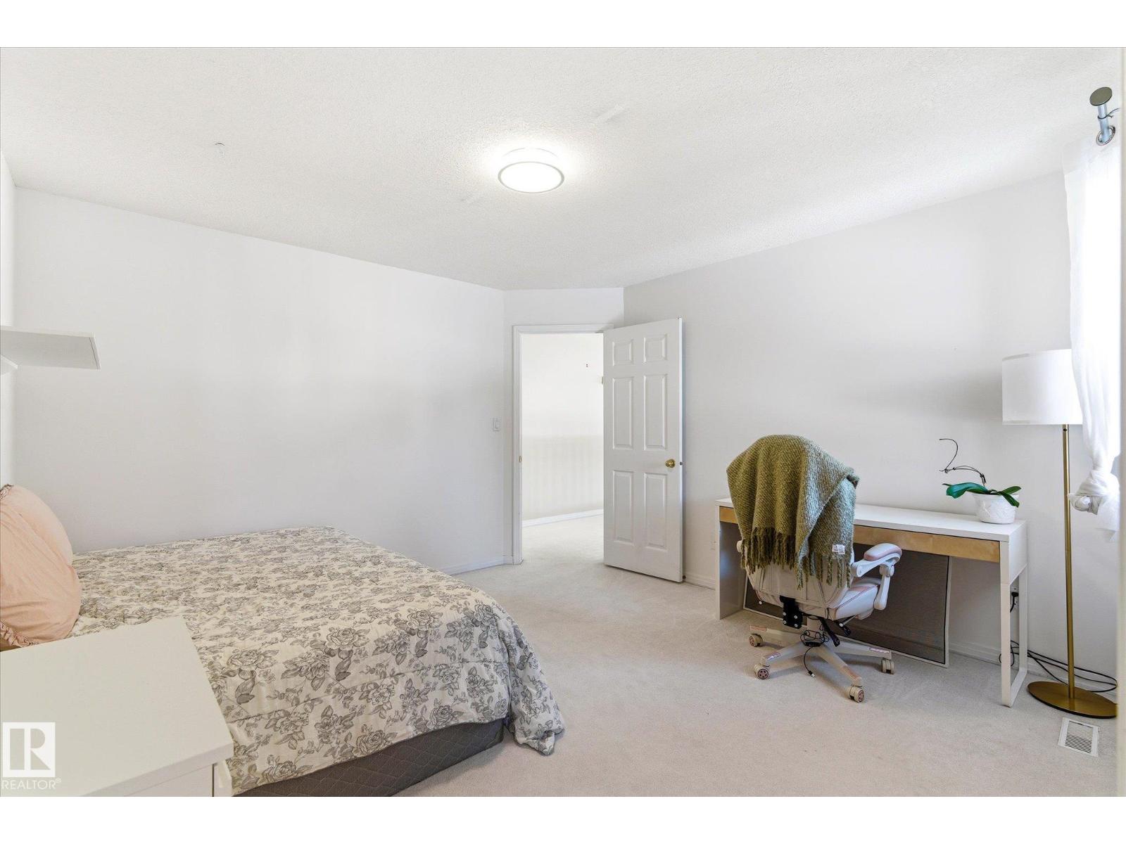 128 WEAVER DR NW, Edmonton