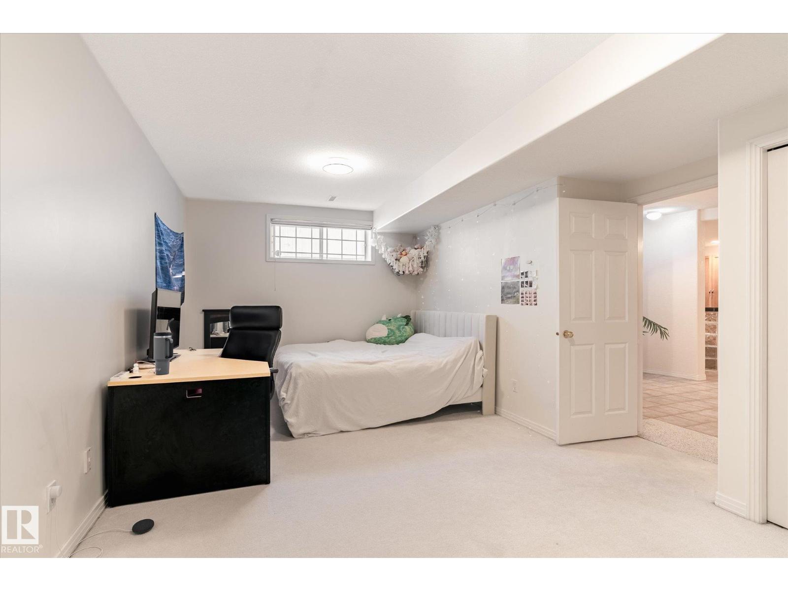 128 WEAVER DR NW, Edmonton