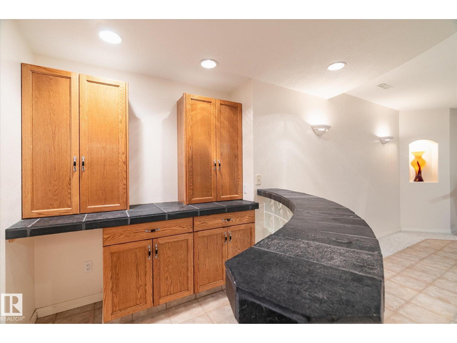 128 WEAVER DR NW, Edmonton