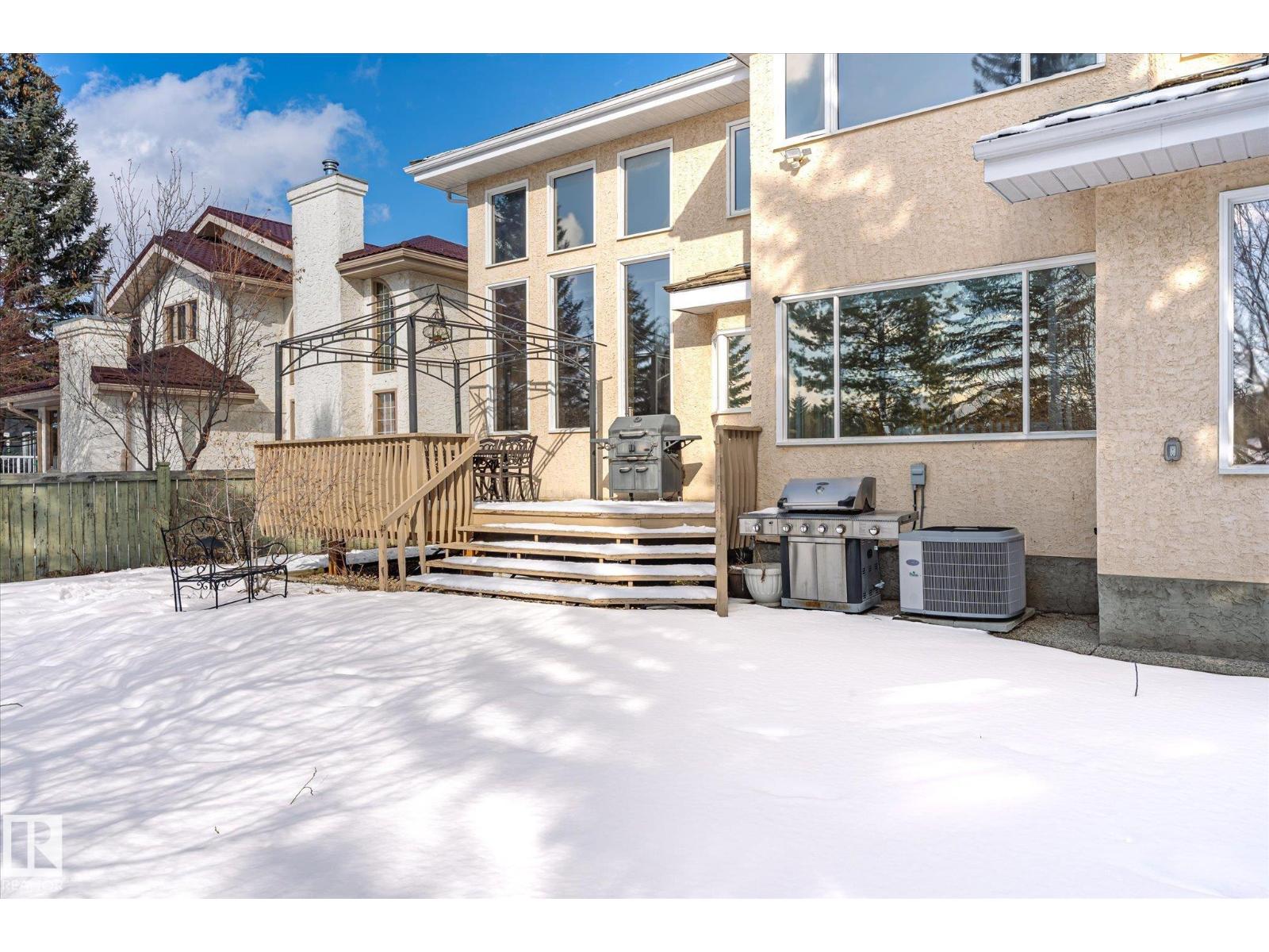 128 WEAVER DR NW, Edmonton