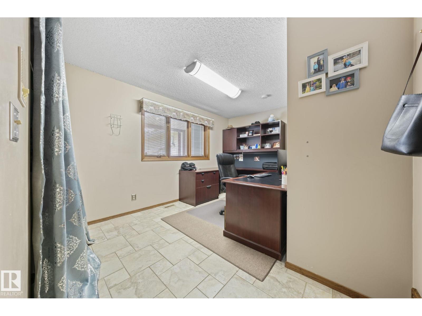 #458 23109 TWP ROAD 514 - 32