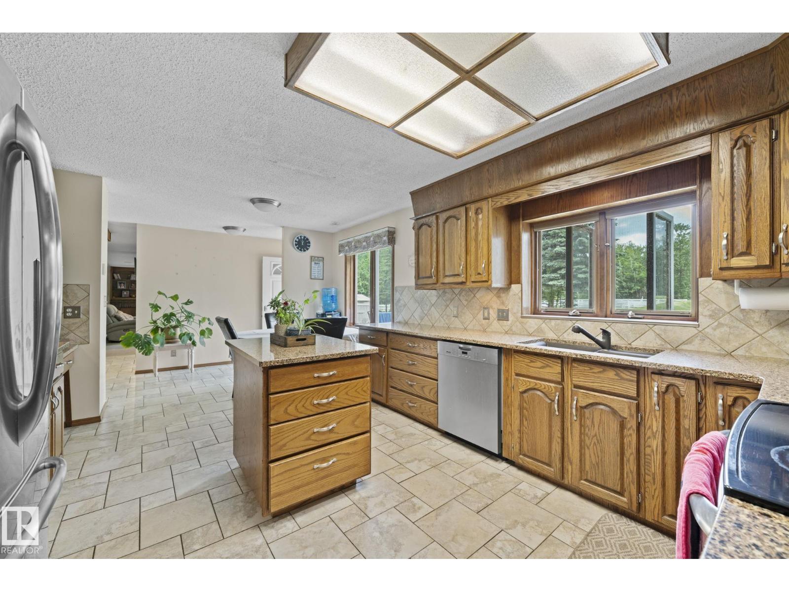 #458 23109 TWP ROAD 514, Rural Strathcona County