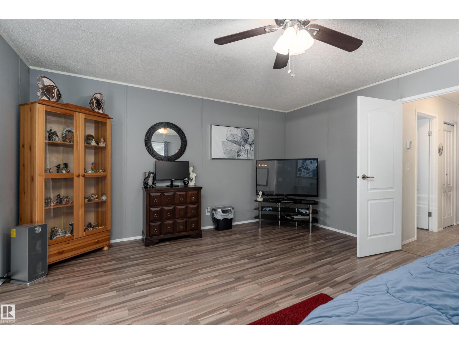 1981 Jubilee RD, Sherwood Park