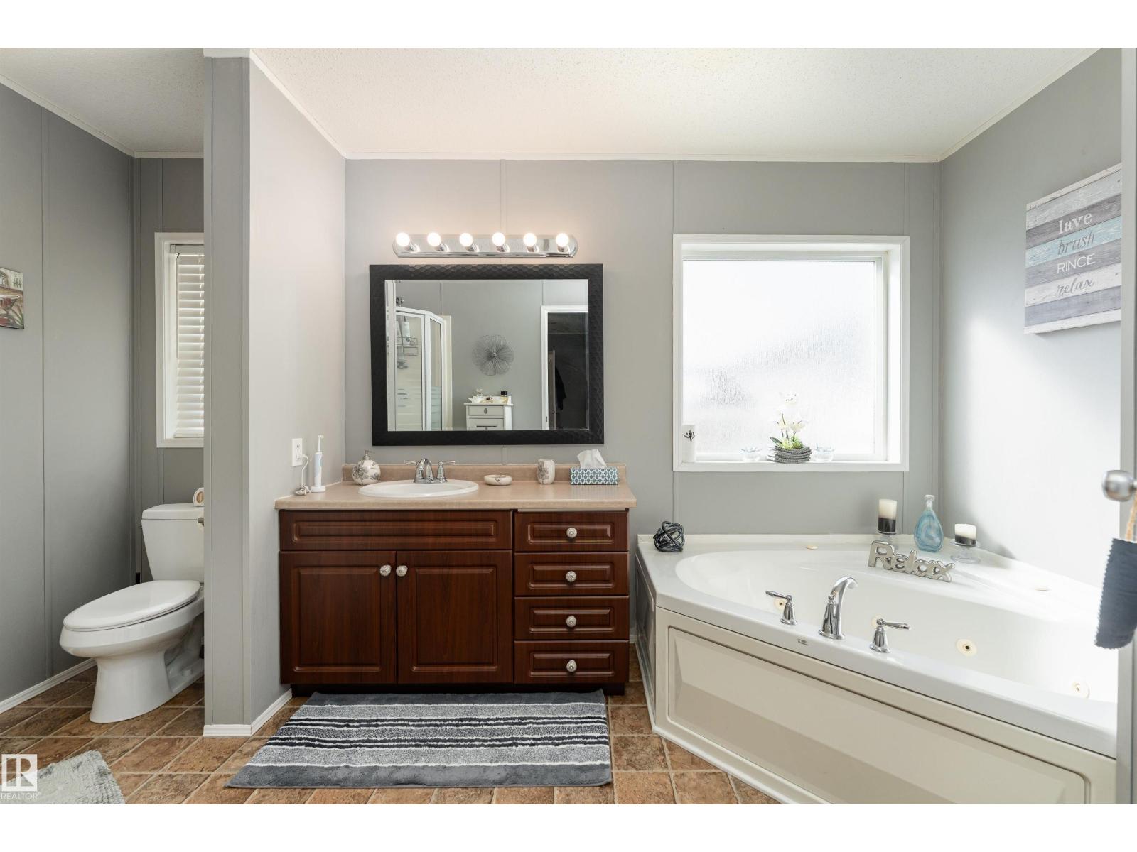 1981 Jubilee RD, Sherwood Park