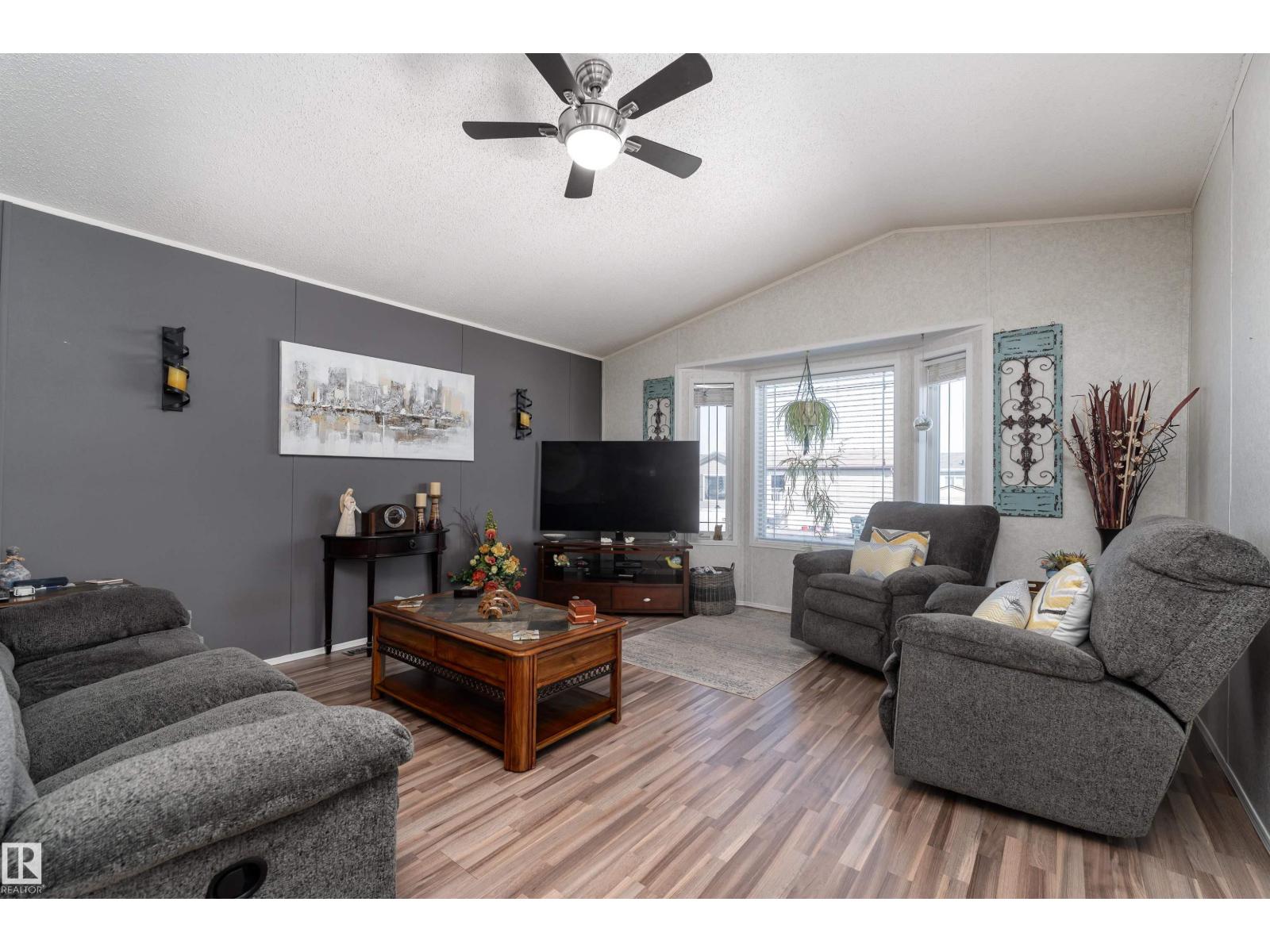 1981 Jubilee RD, Sherwood Park