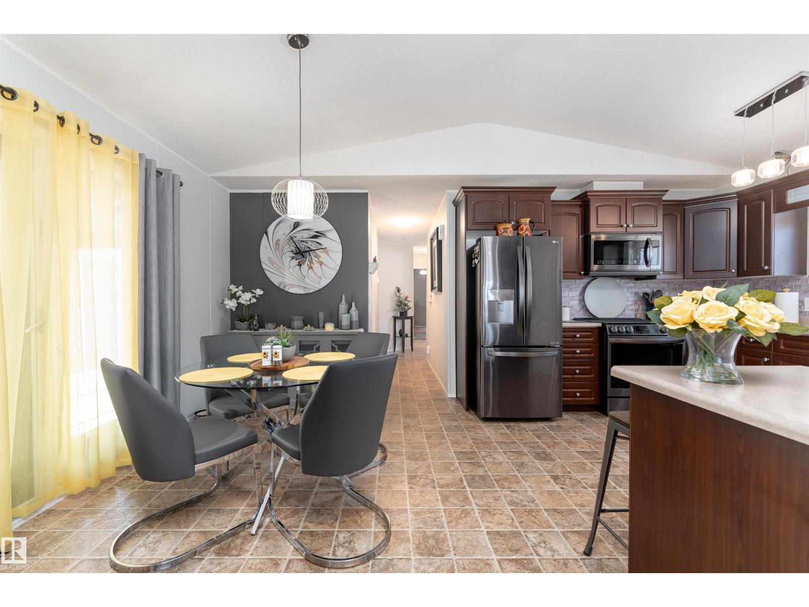 1981 Jubilee RD, Sherwood Park