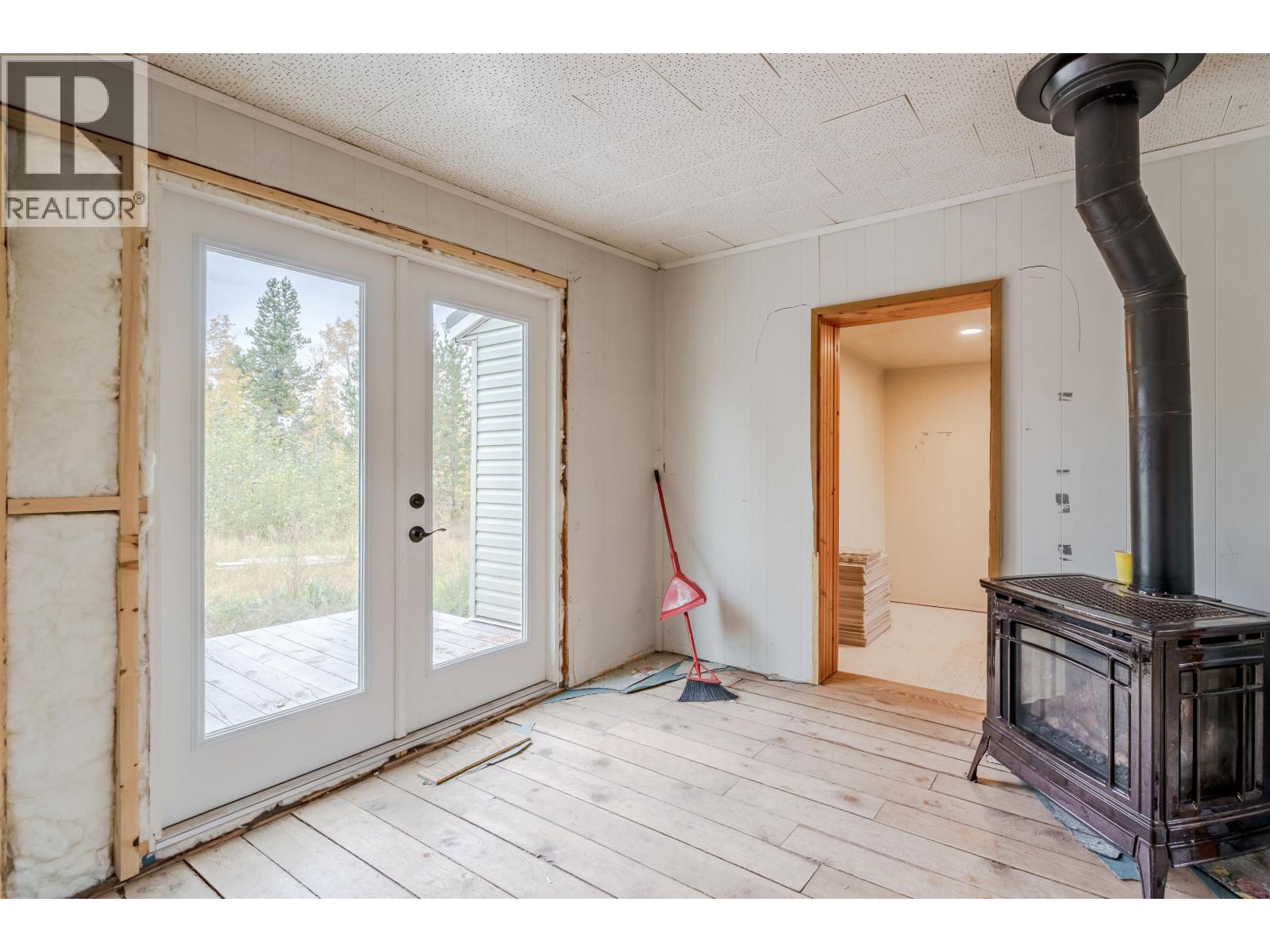 1740 POPLAR ROAD - 11