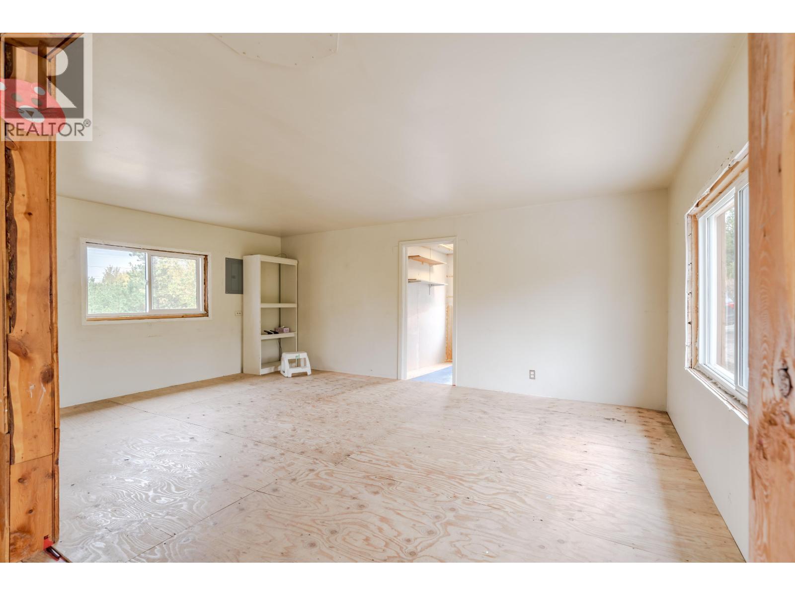 1740 POPLAR ROAD - 13