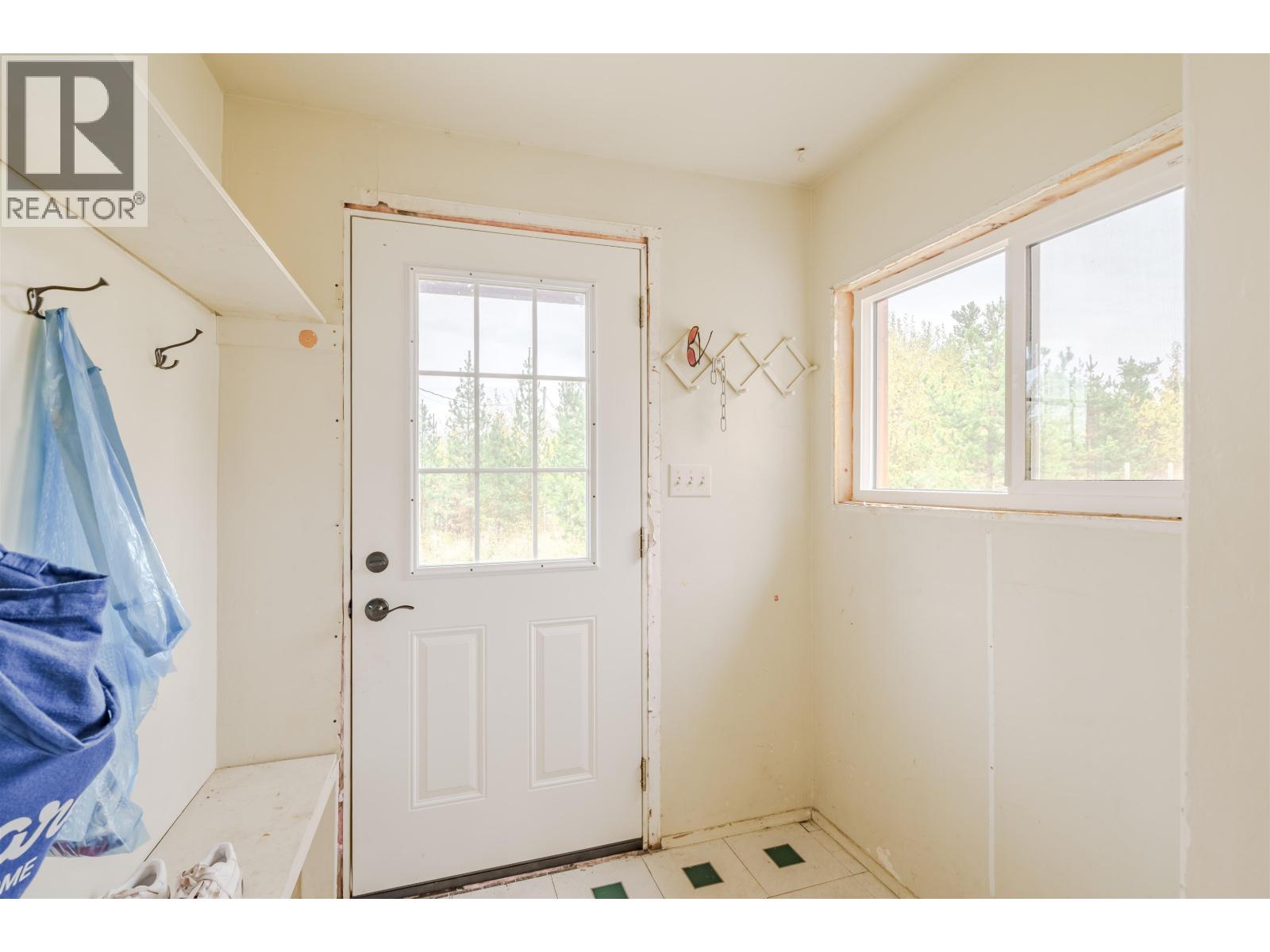 1740 POPLAR ROAD - 18