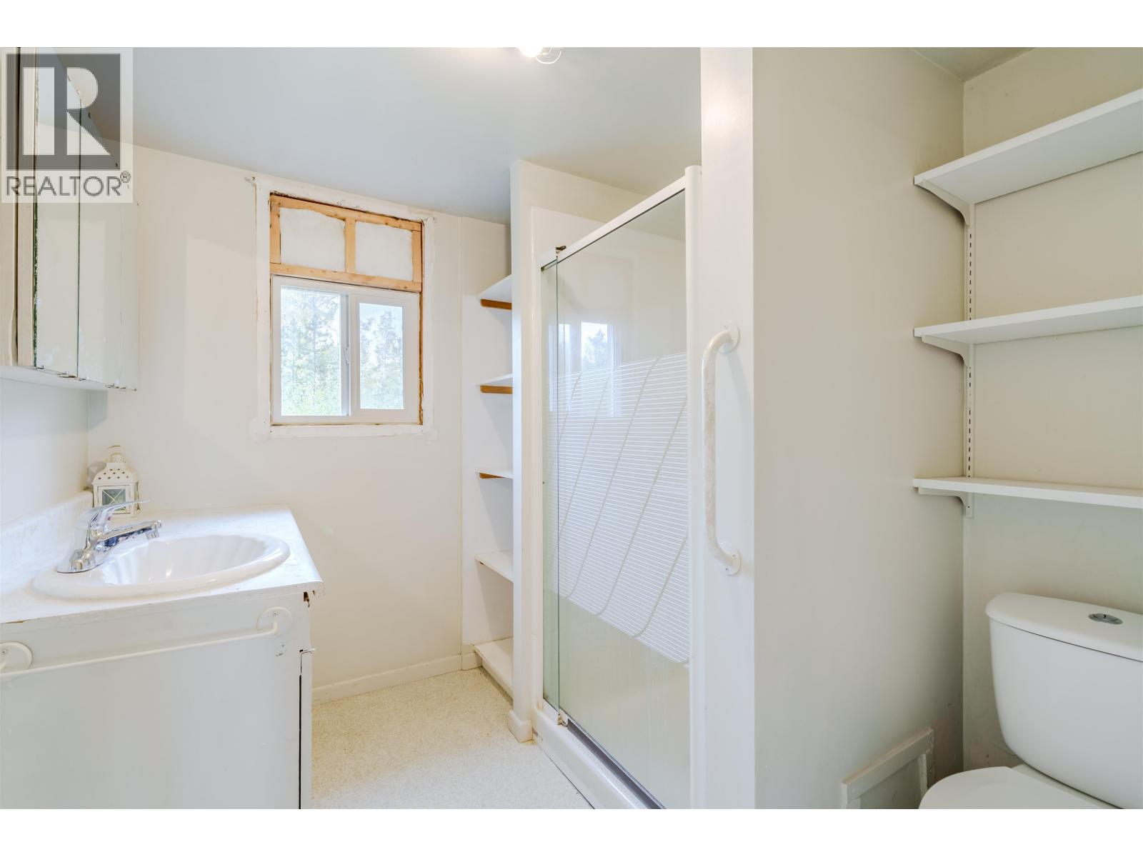 1740 POPLAR ROAD - 19